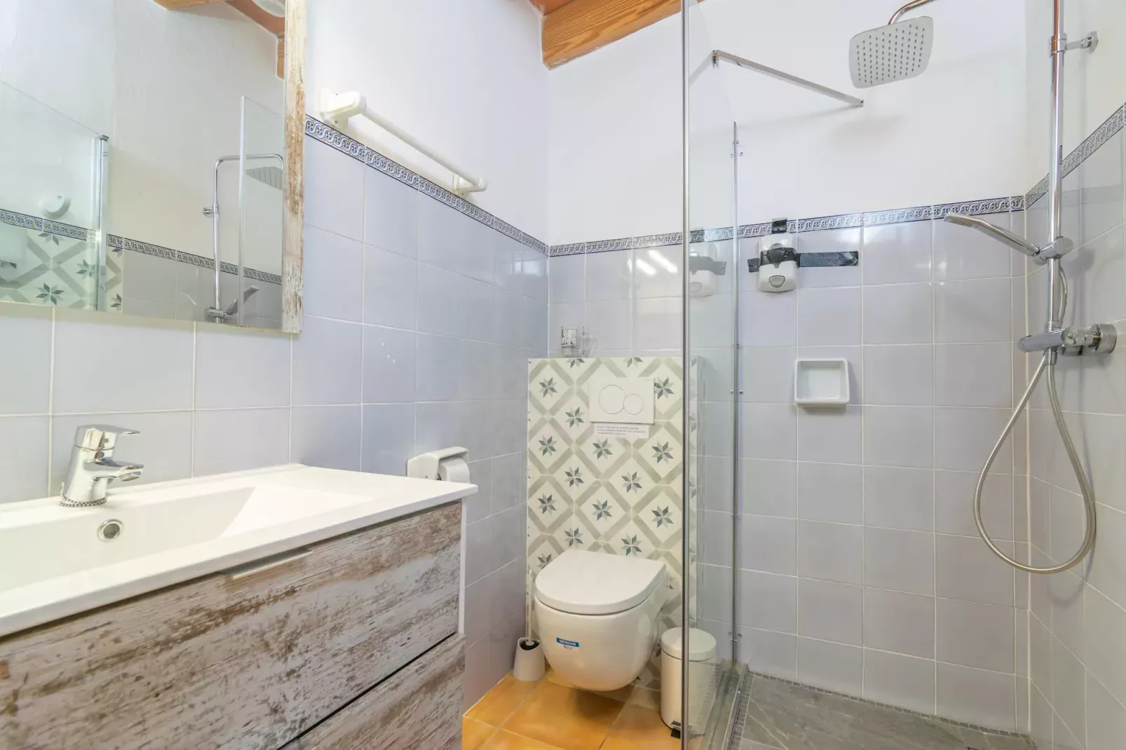 Son Real-Badkamer