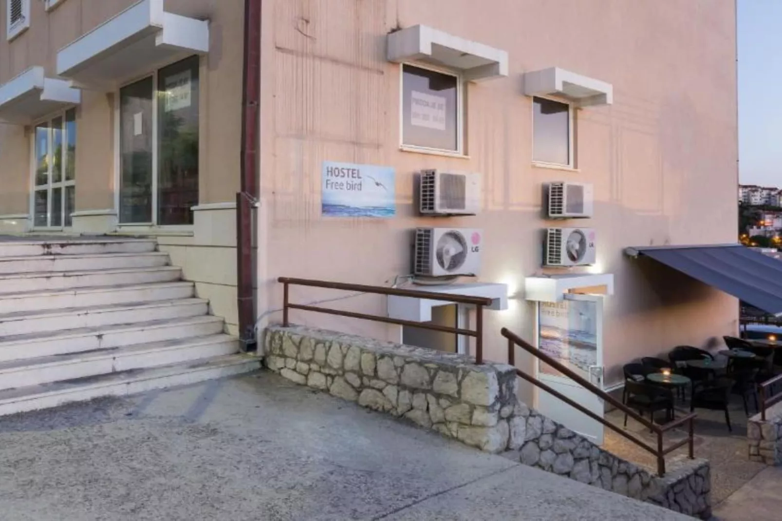 Hostel Free Bird - Bed in Five Bed Mixed Dormitory Room 4 (A)-Buitenlucht