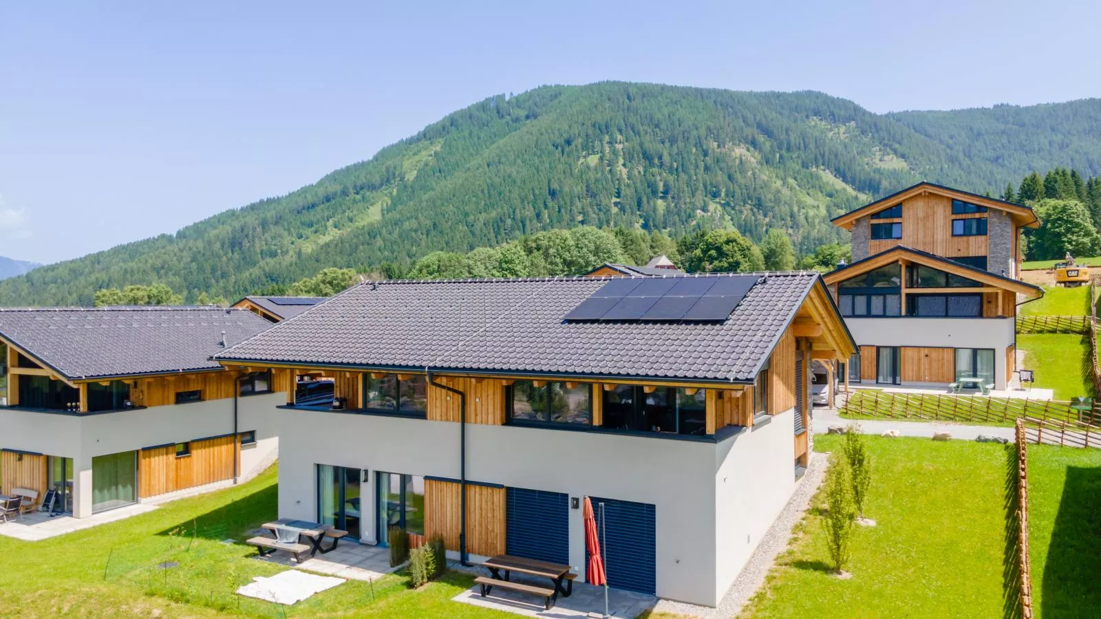 Grebenzen Lodge Hirsch-Buitenkant zomer
