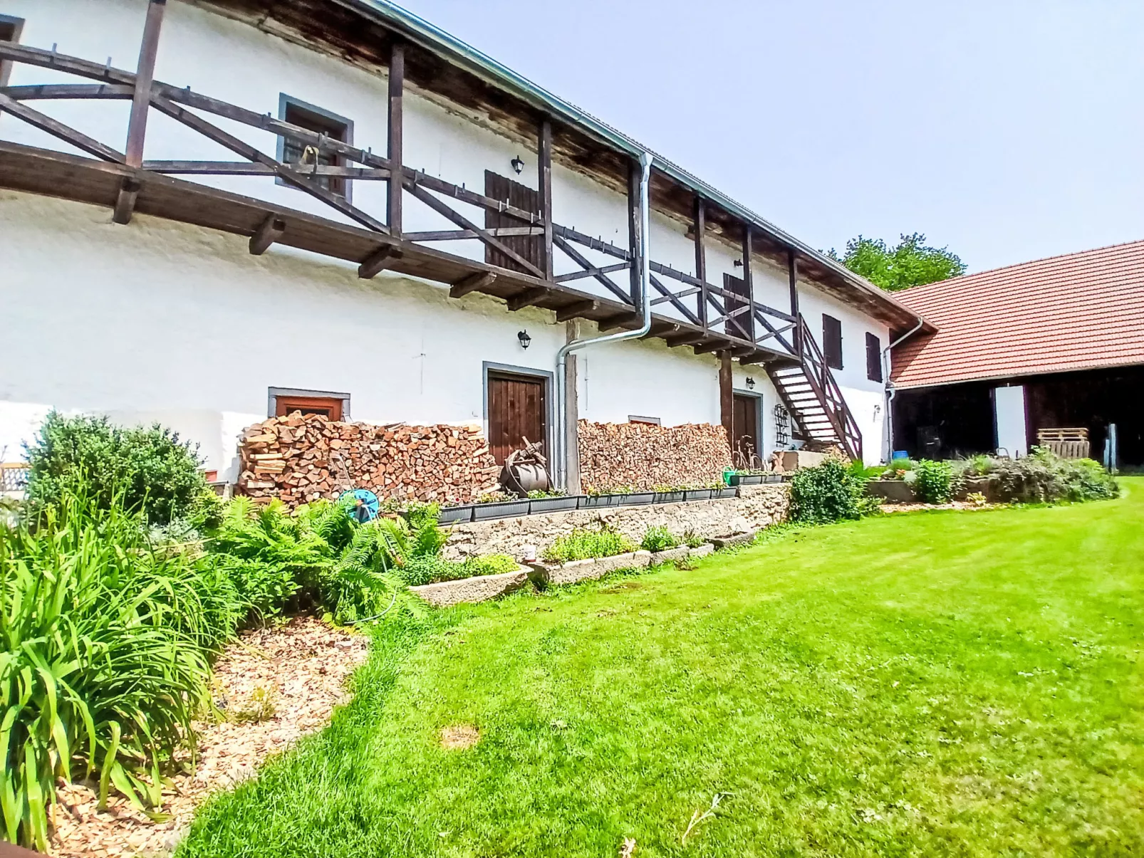 Maňava-Omgeving
