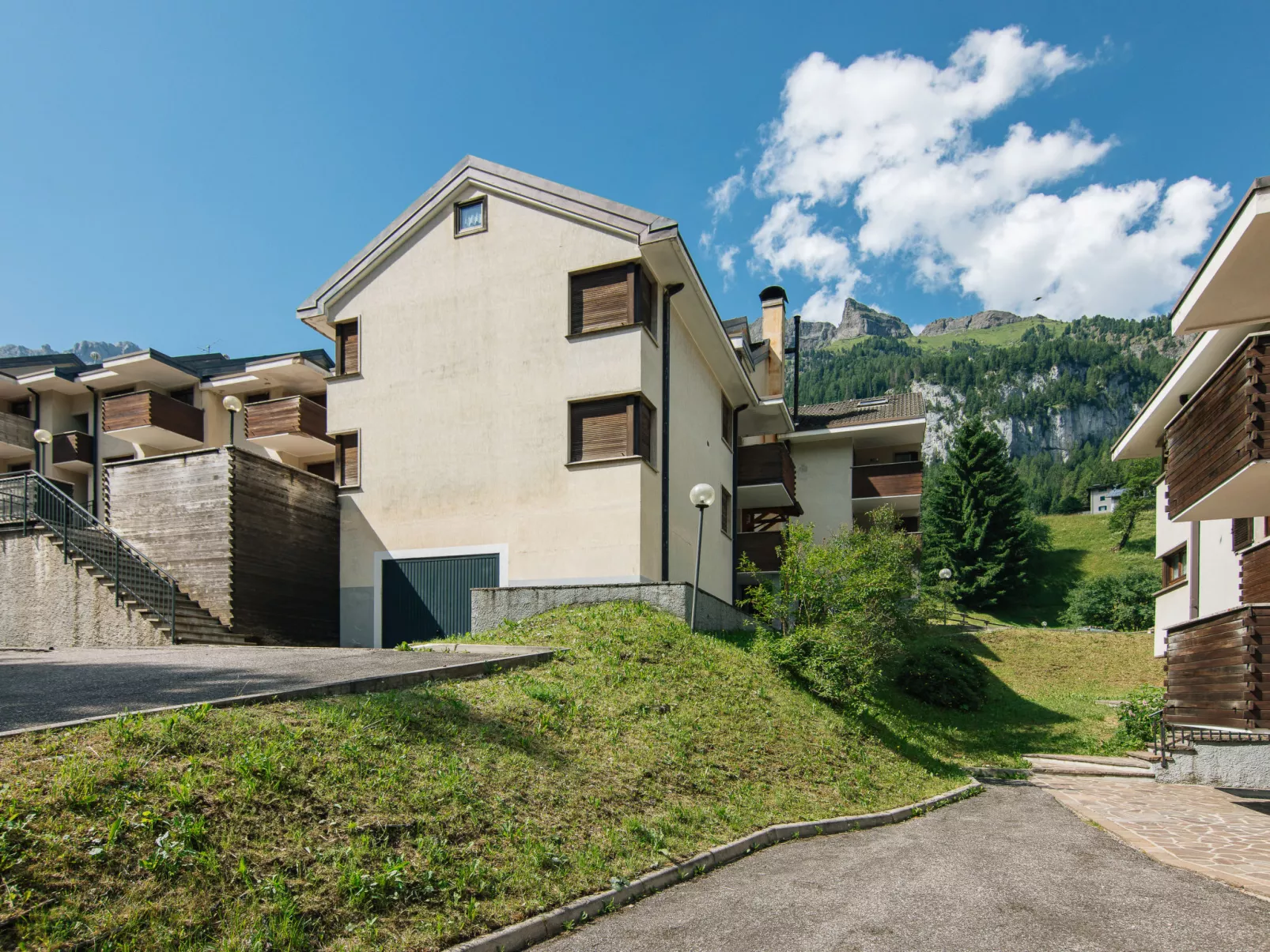 Cesa del sass-Buiten