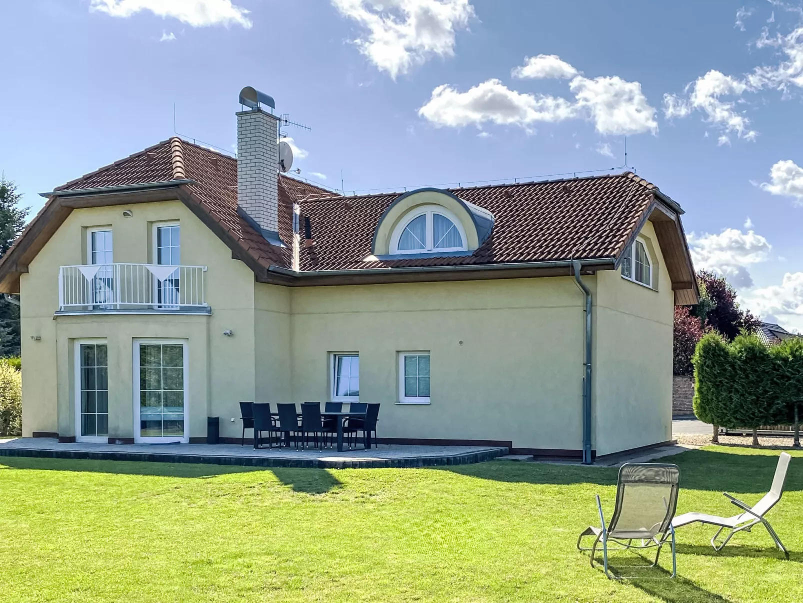 Garden & Terrace Villa