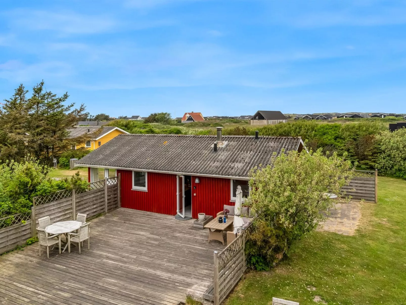 "Reeta" - 450m from the sea