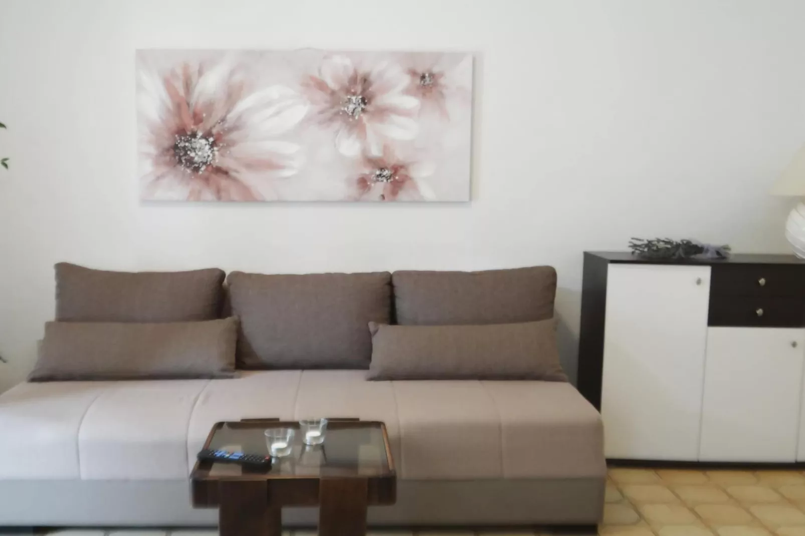 Scenic and Refined Krk Apartment with Terrace - One Bedroom Apartment with Terrace
