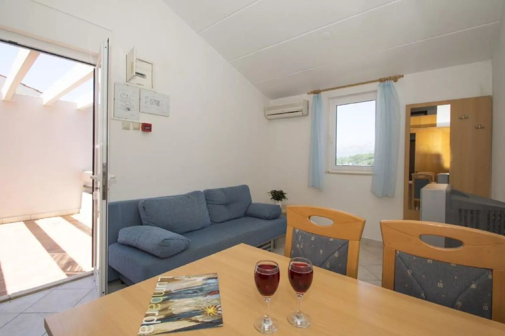 Lumbarda Resort Apartments - Standard One-Bedroom Apartment  A4