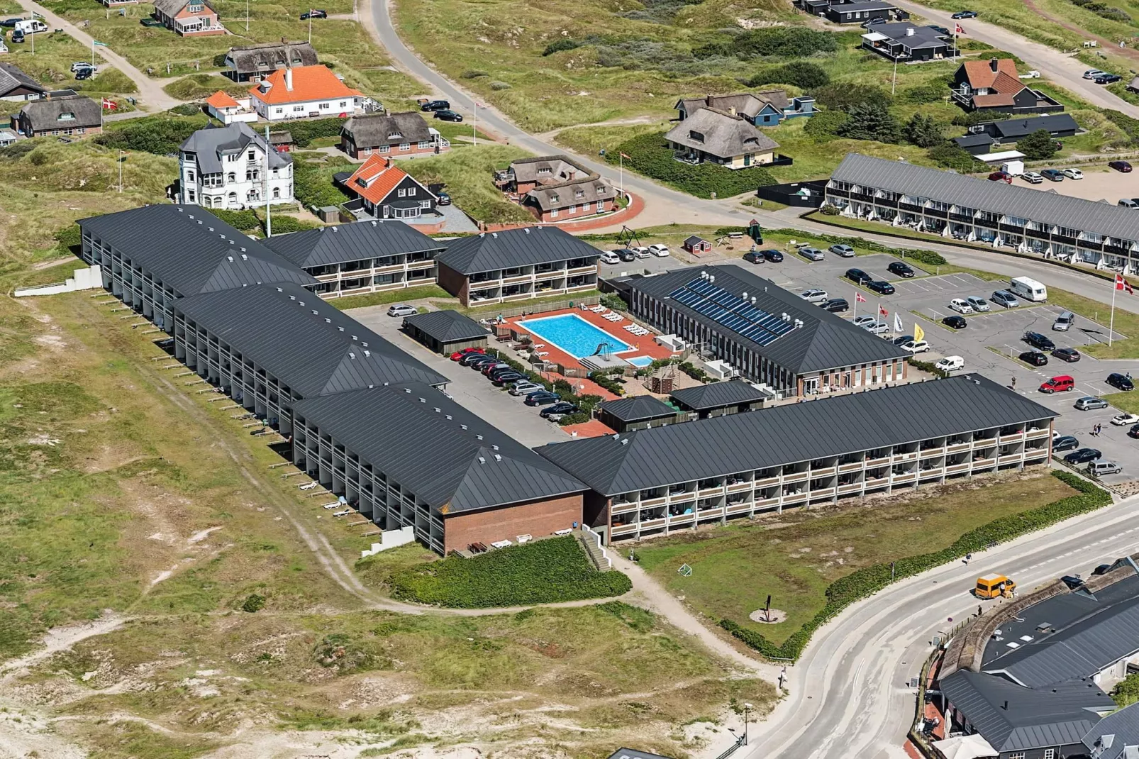 2 room w/seaview