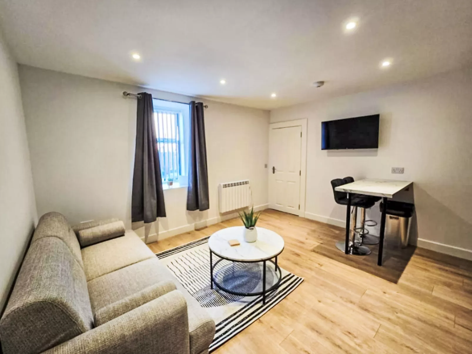 Fishertown Apartment