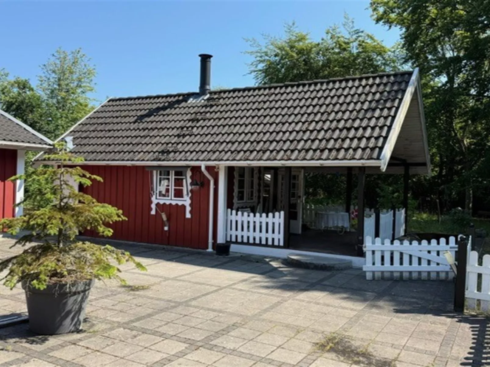 "Stig" - 1km from the sea