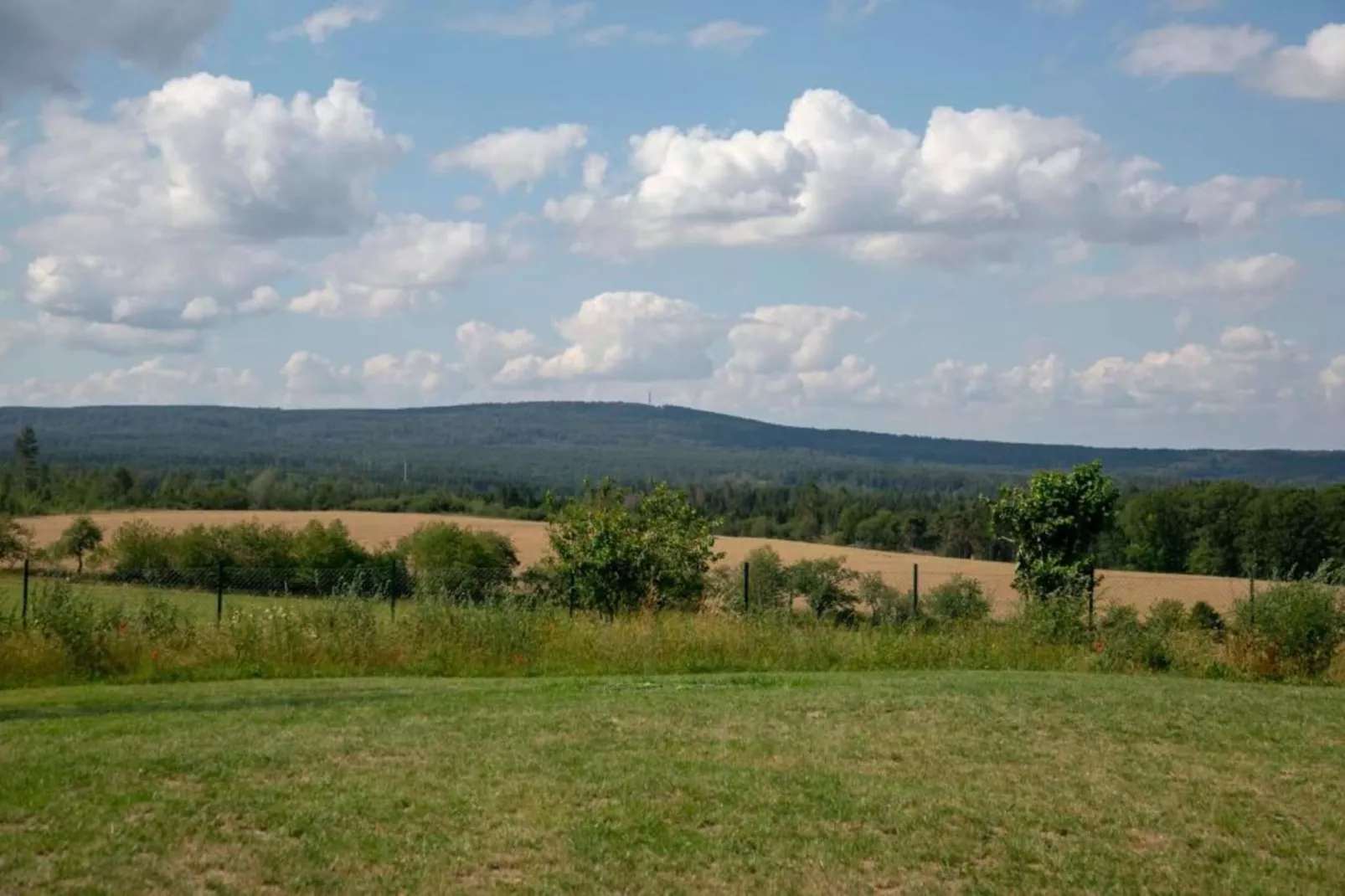 Holzhaus Ute-Gebieden zomer 20km