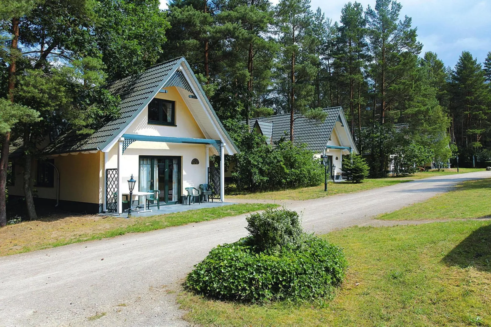 Doppelhaushälfte Typ 1 45 qm-Buitenkant zomer