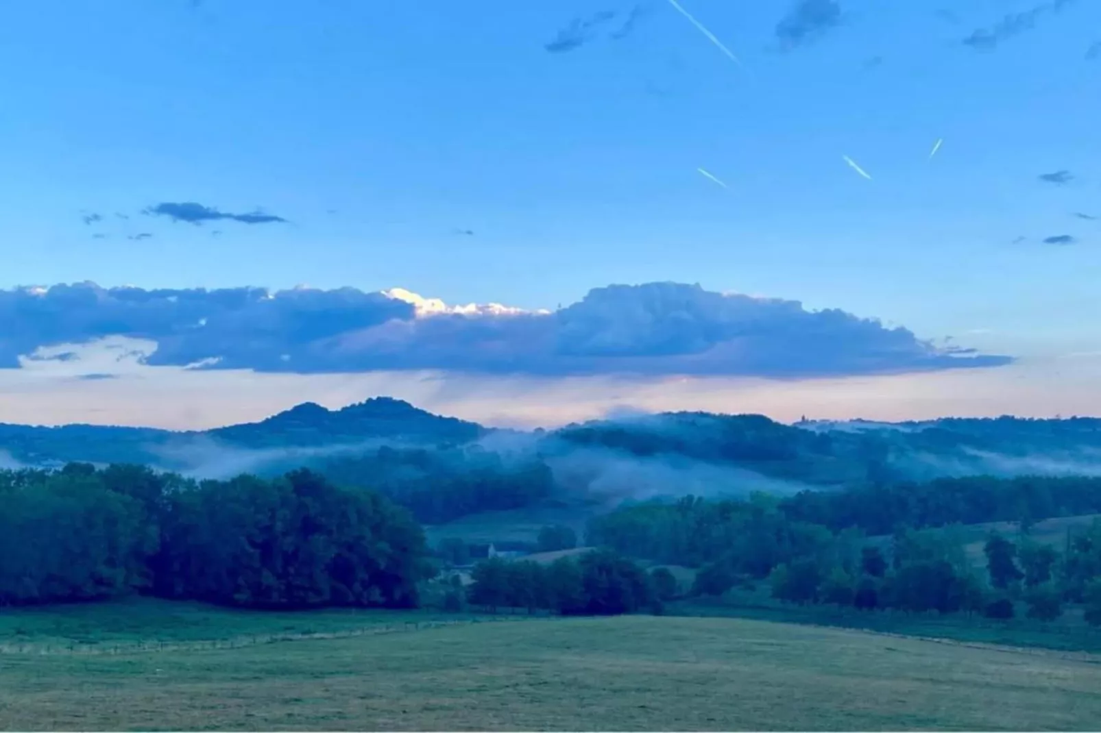 Le Rouvet près de Dordogne-Gebieden zomer 20km
