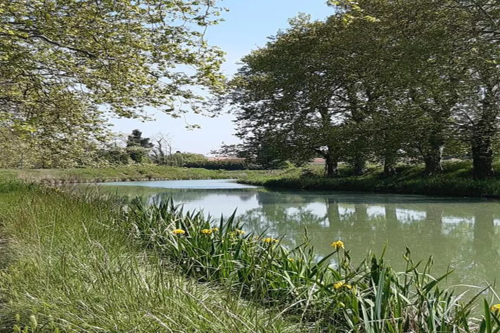 Le Domaine d'Enserune 2-Gebieden zomer 20km