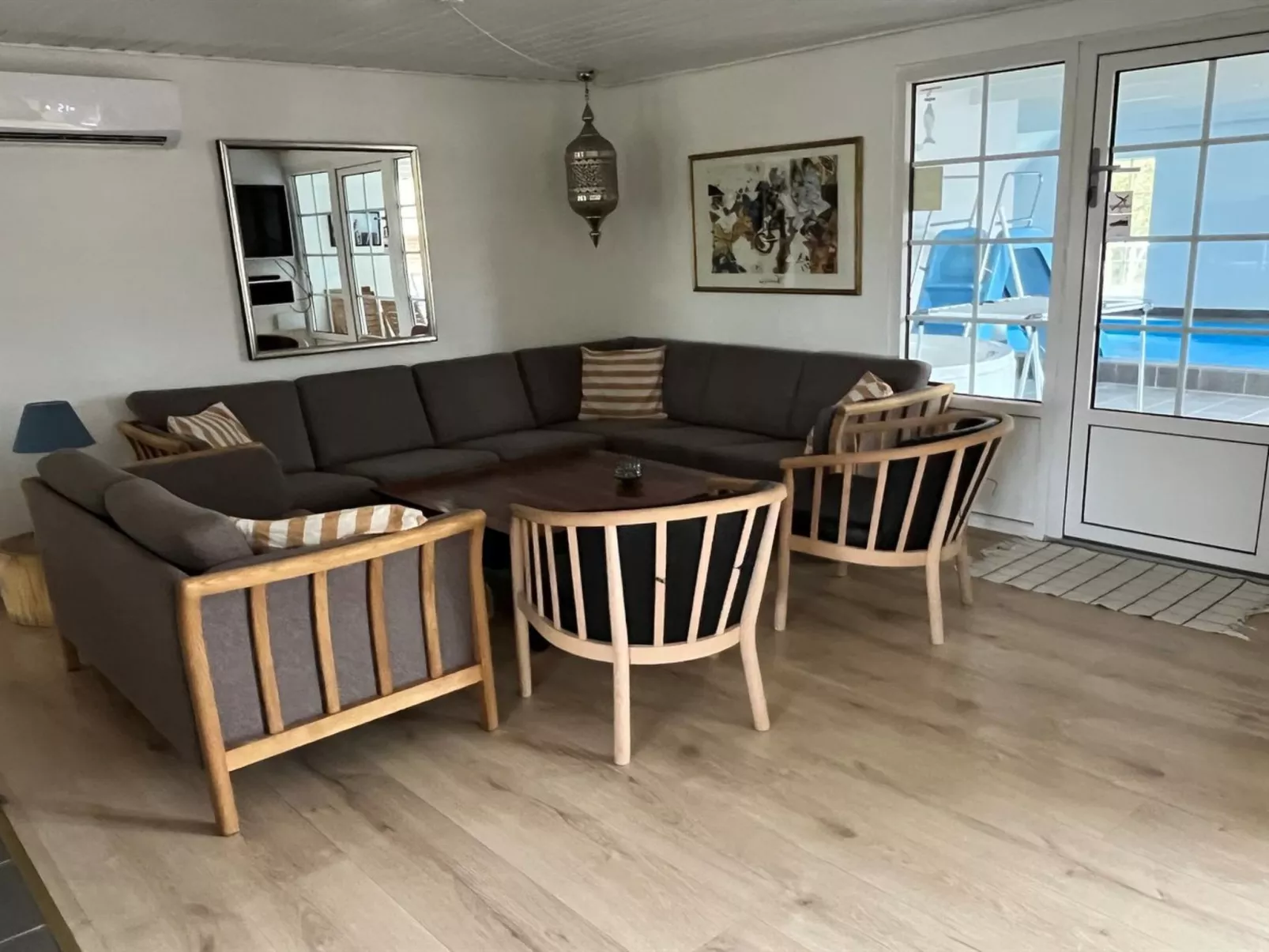"Taralyn" - 1.3km from the sea-Binnen
