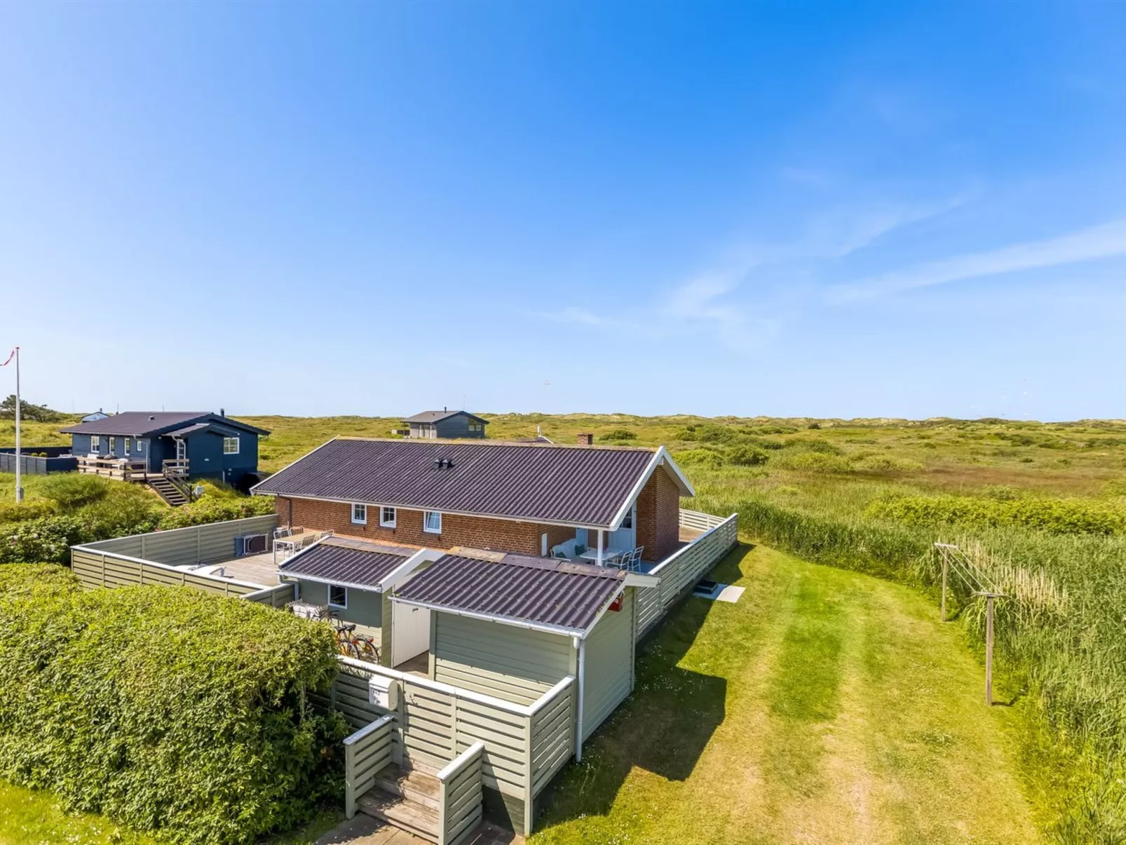 "Frithger" - 250m from the sea-Buiten