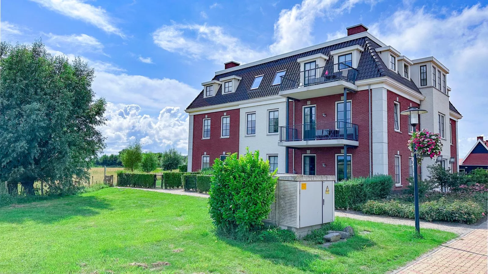 Sauna Zee-Buitenkant zomer