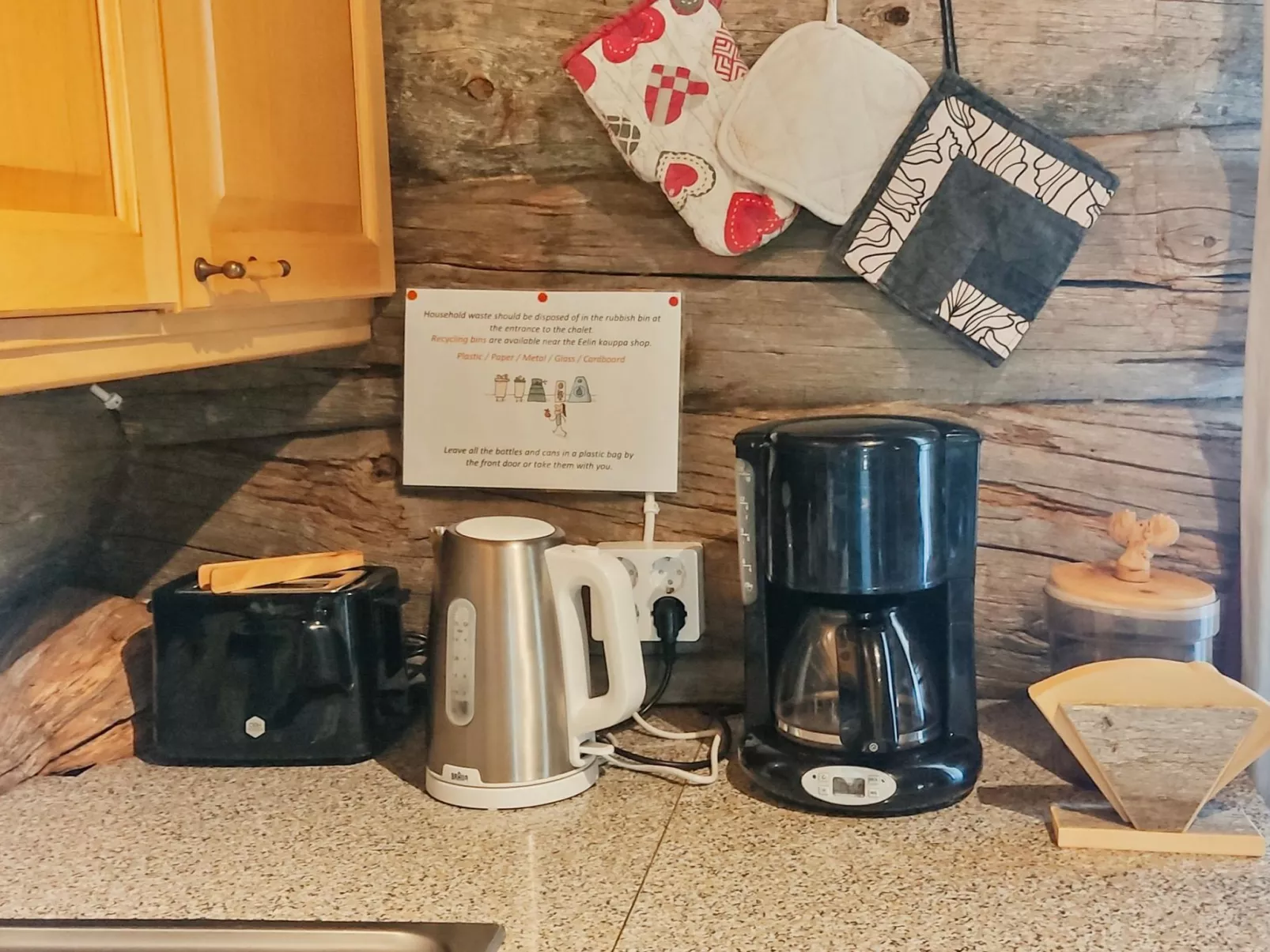 Salmentieva 2-Binnen