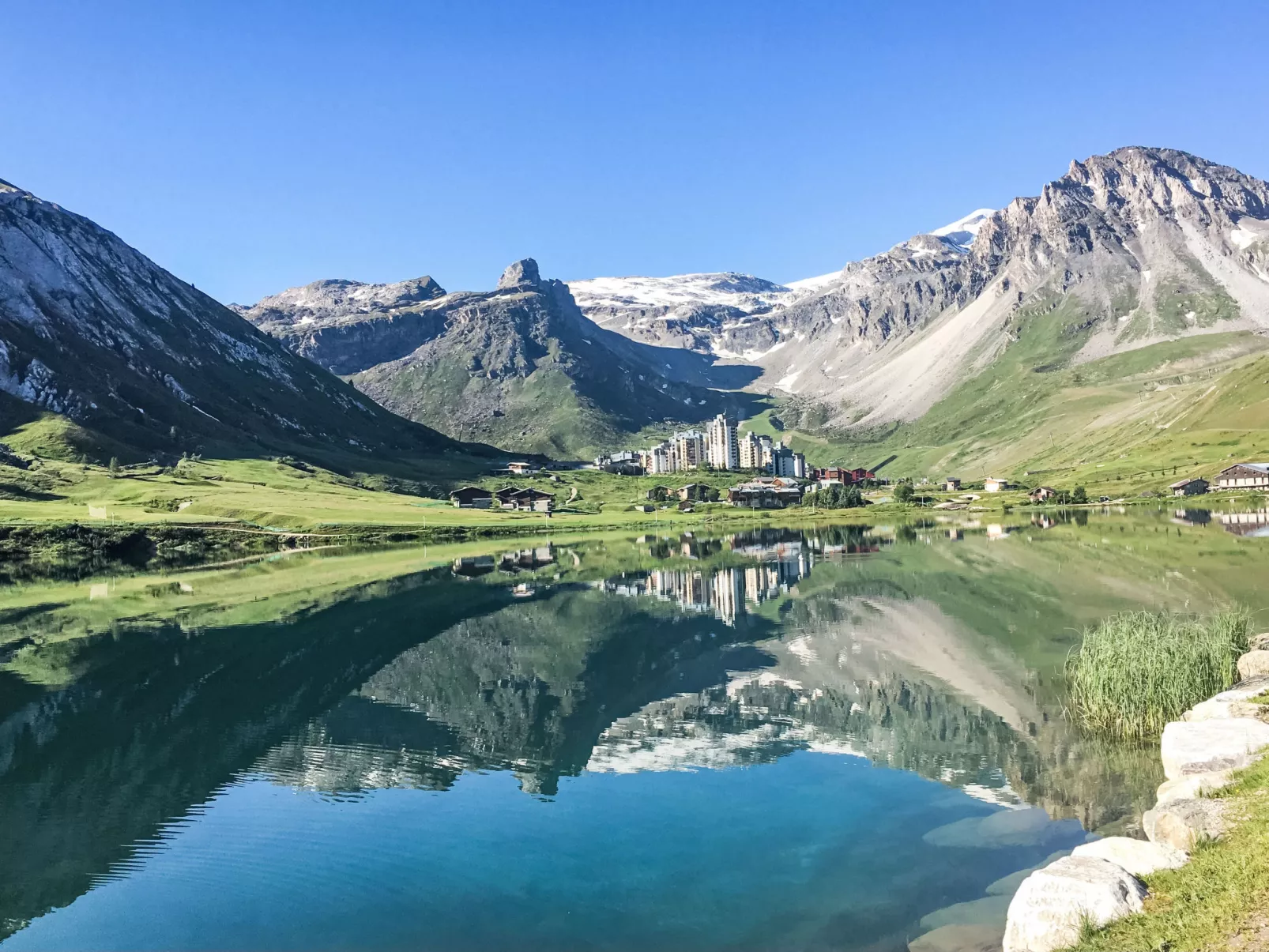 Palafour (Le Lac)-Buiten