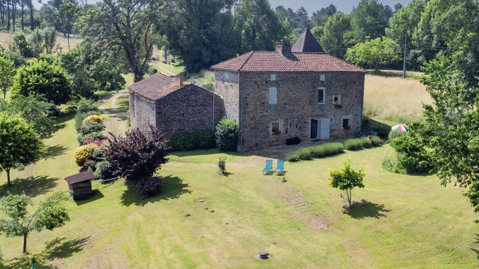 Maison des Yourtes