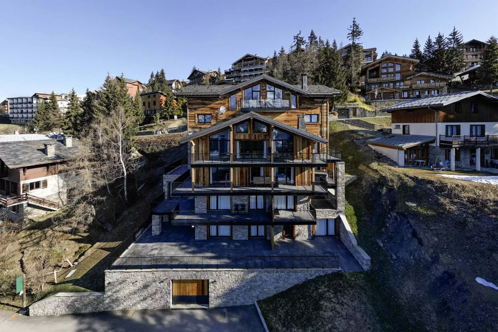 Apartment No 6 7-room duplex