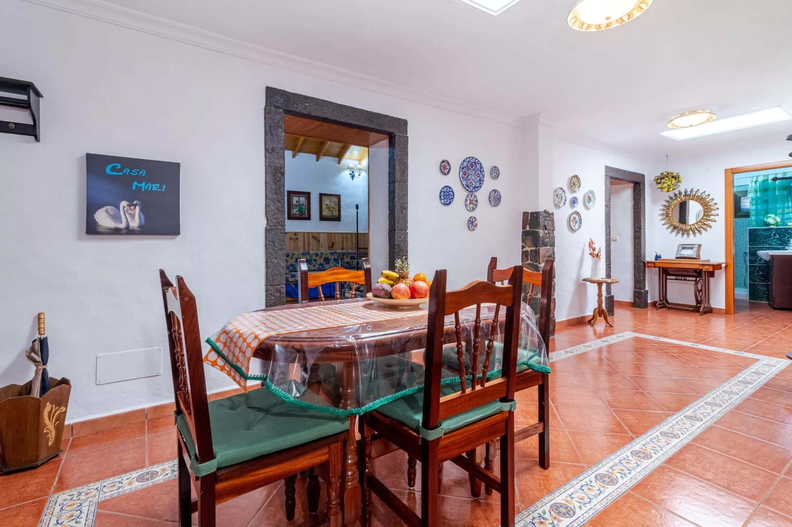 Mari House With Jacuzzi and BBQ by CanariasGetaway