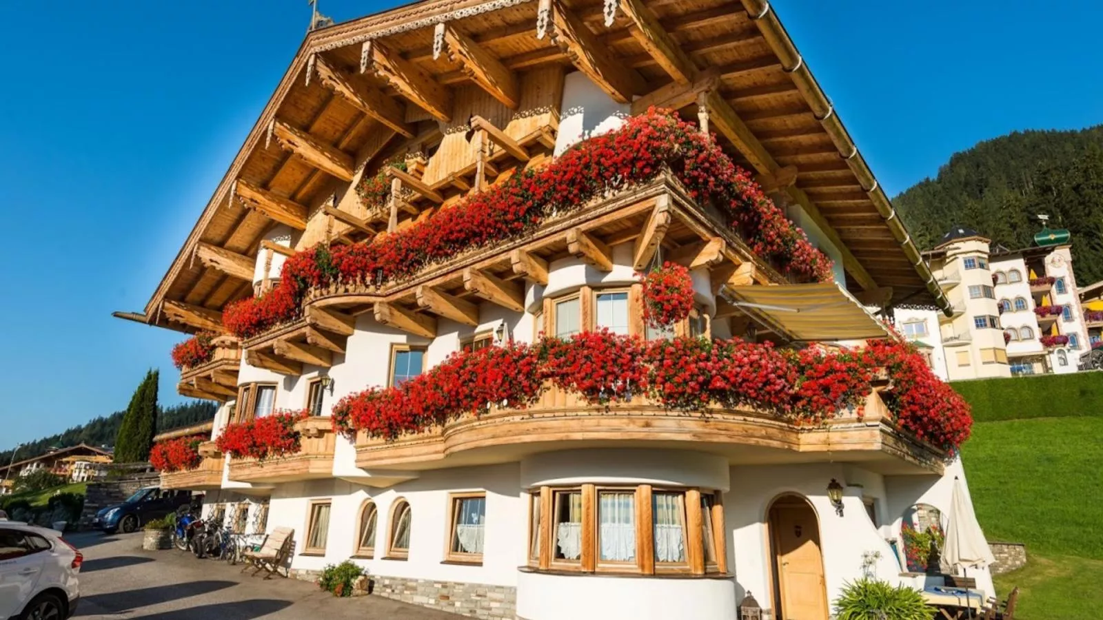 Landhaus Marchfeld Top 5-Buitenkant zomer