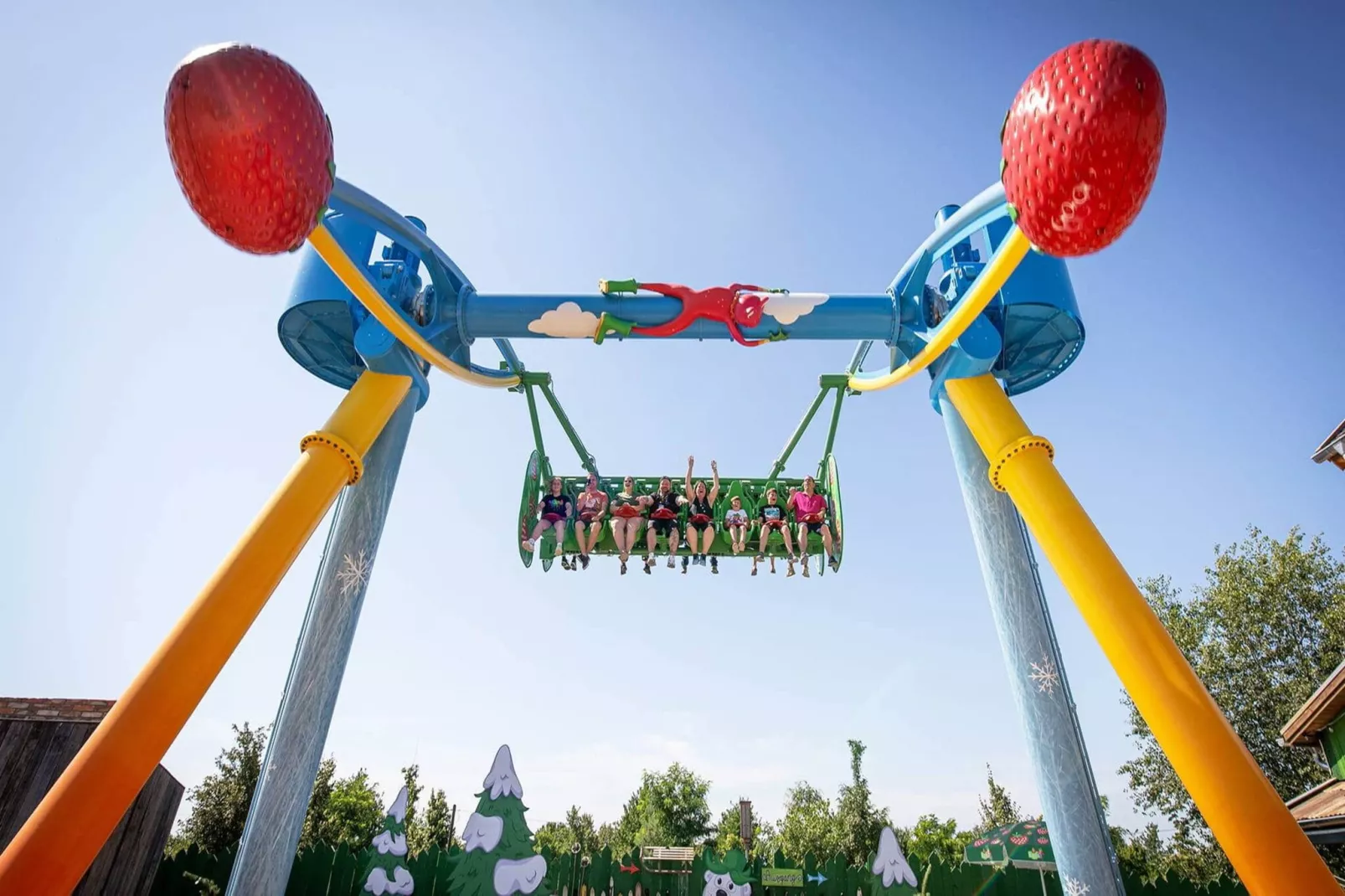 Schwalbenring nahe Karls Erdbeerhof-Gebieden zomer 5km