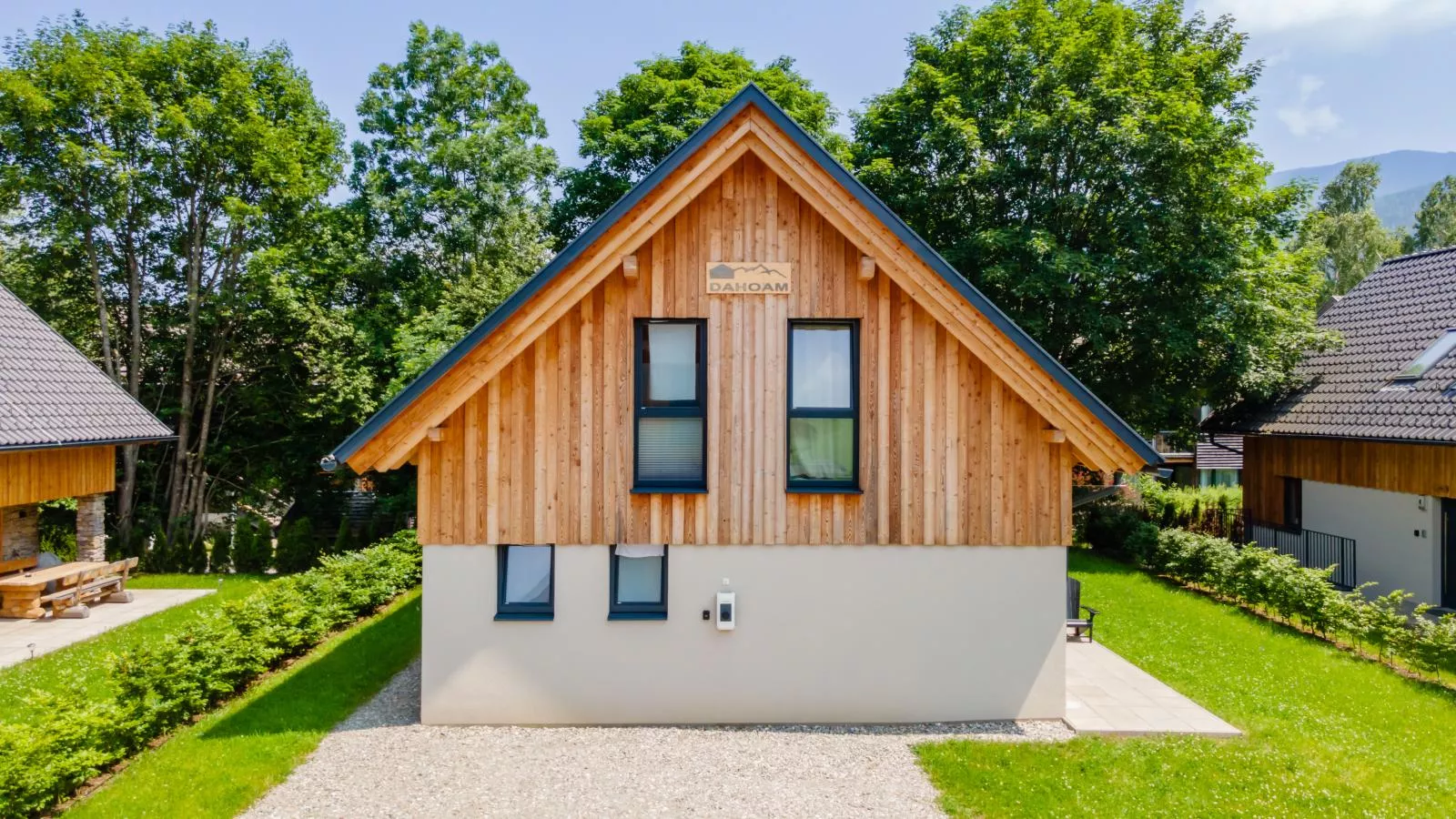 Mountain Chalet Dahoam-Buitenkant zomer