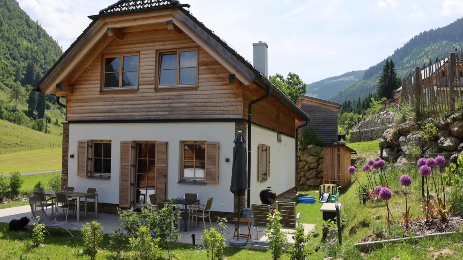 Haus Hestia-Buitenkant zomer