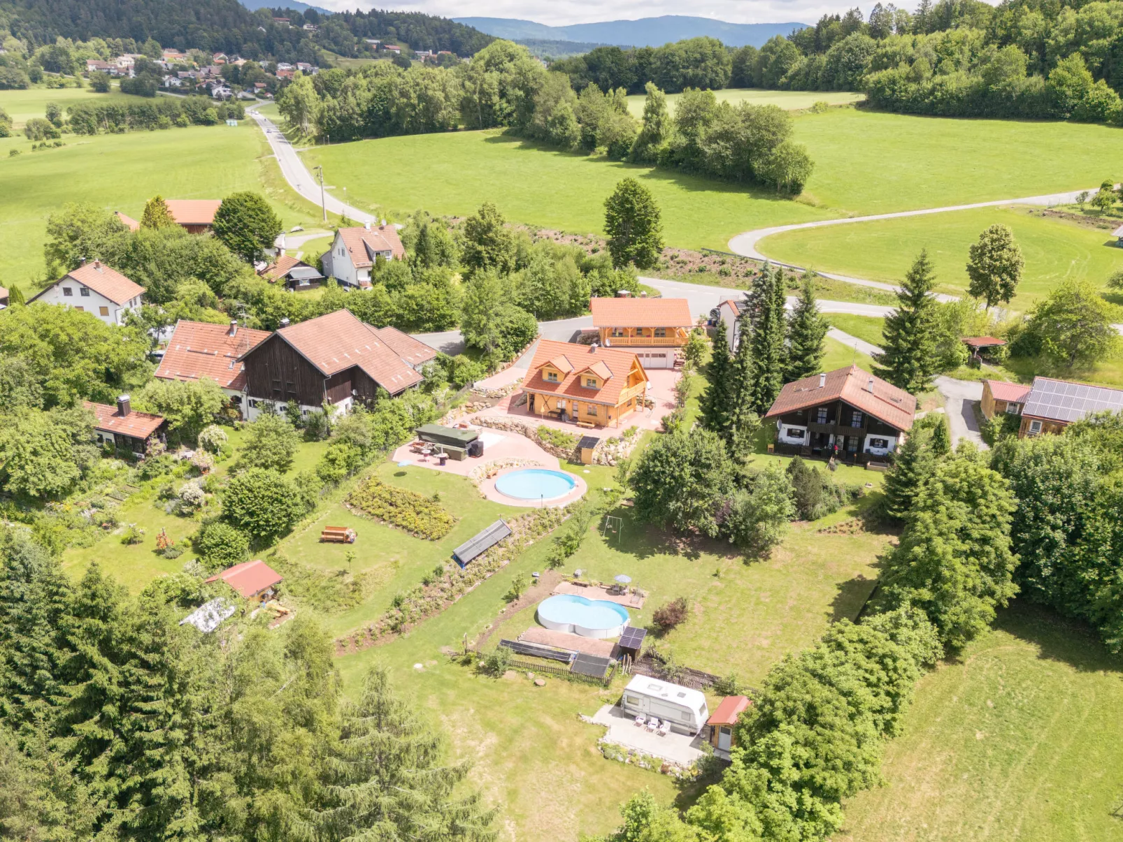 Chalet Toni mit Sauna-Buiten