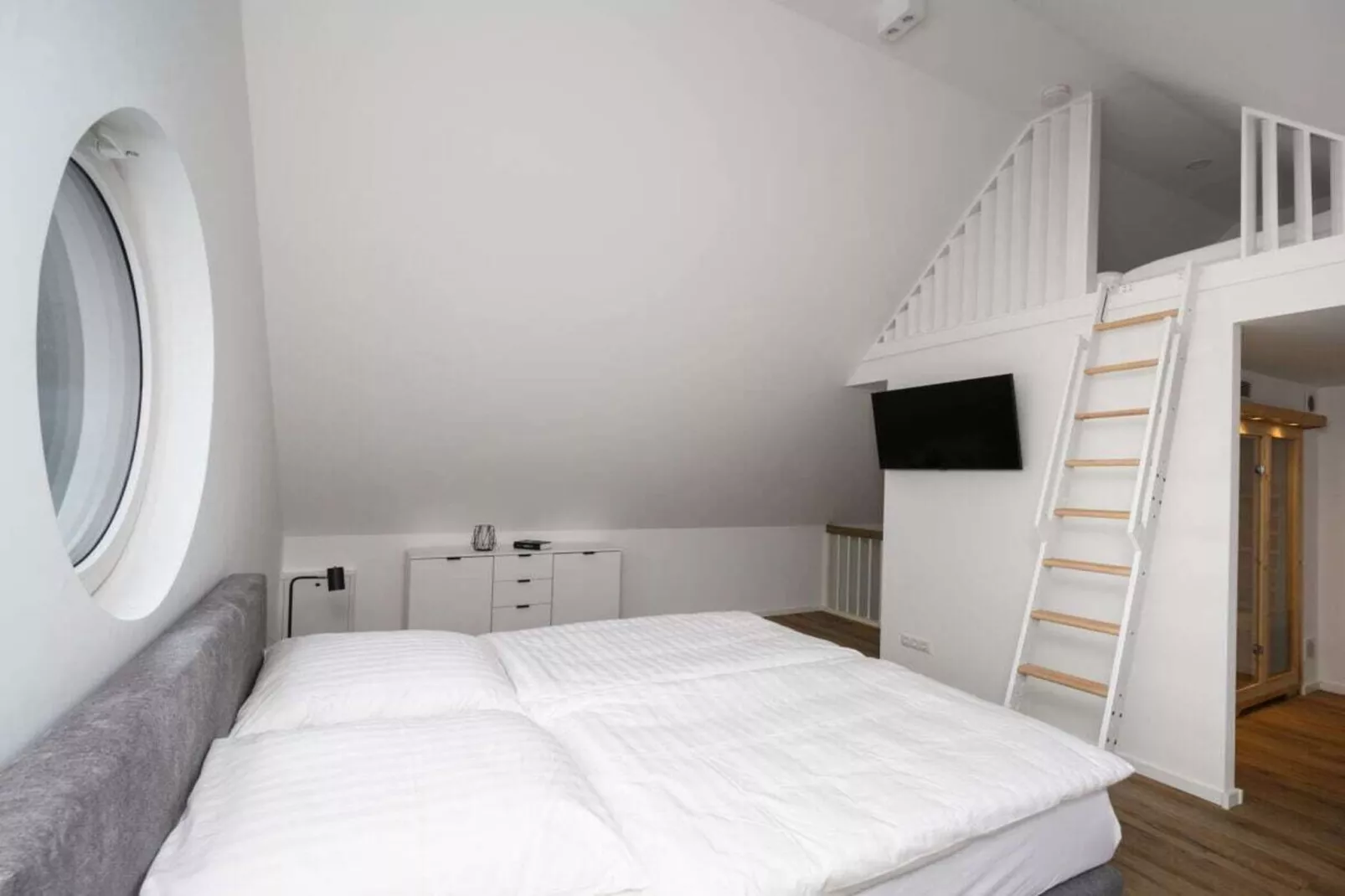 453493-Slaapkamer