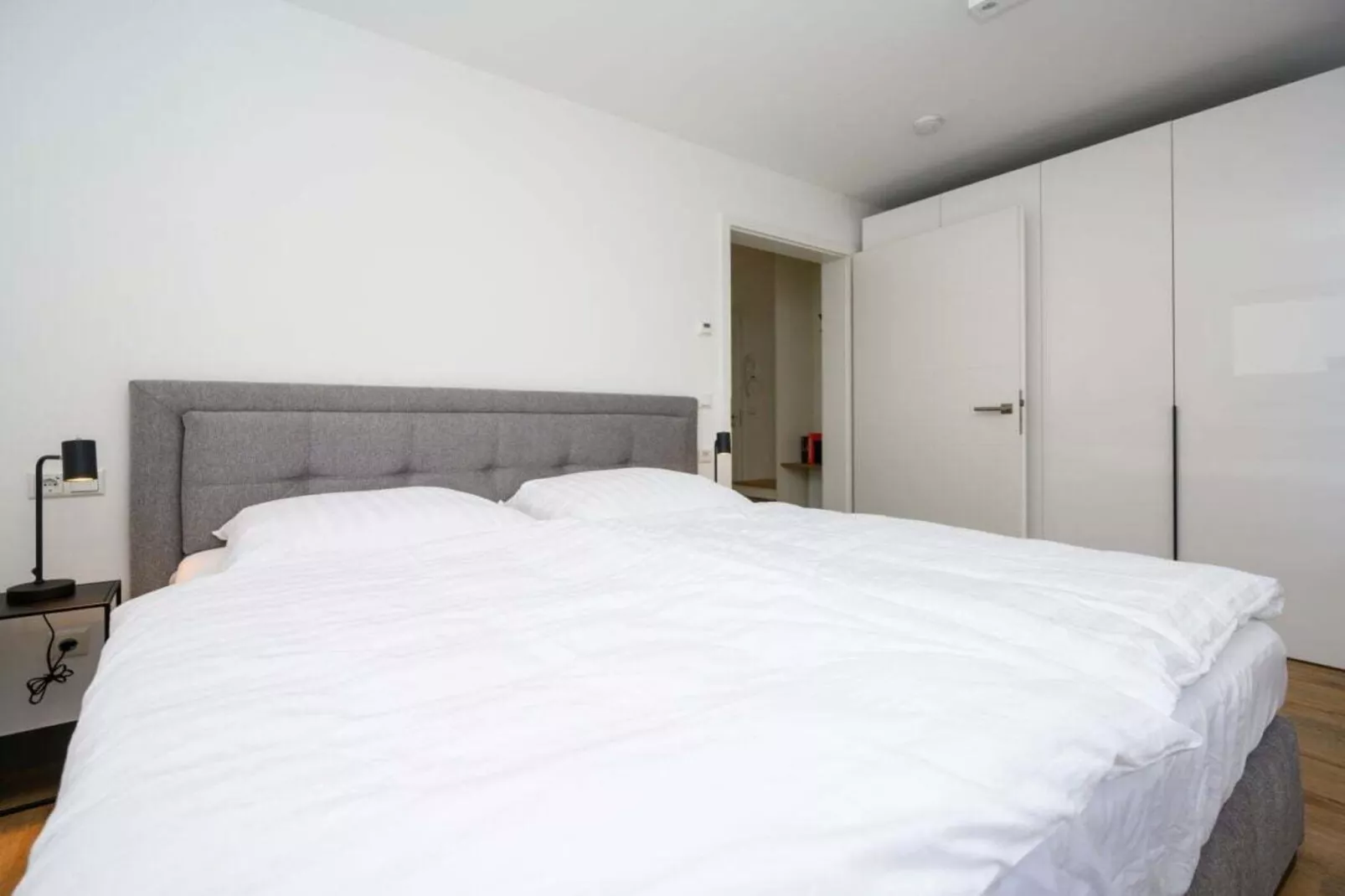 453212-Slaapkamer