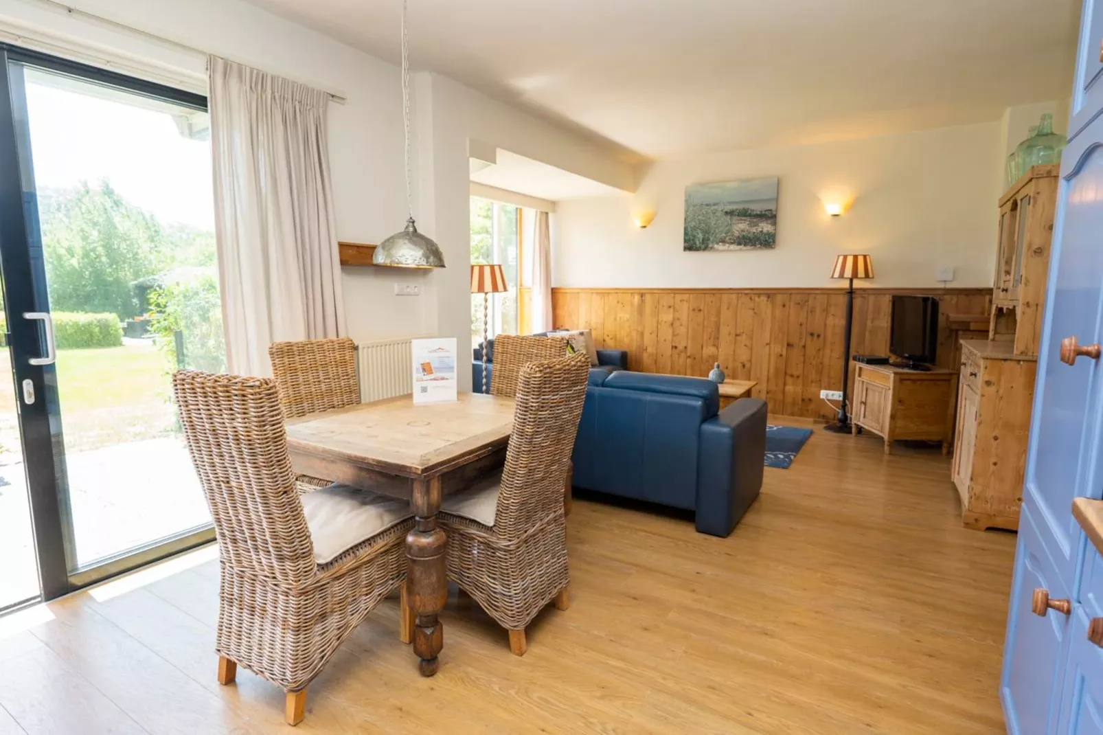 Strandhuys Schelp-Eetkamer