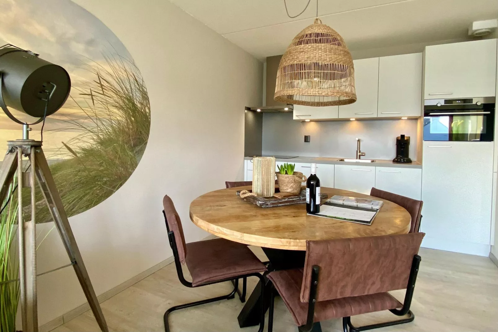 Beach Appartement 28-Eetkamer