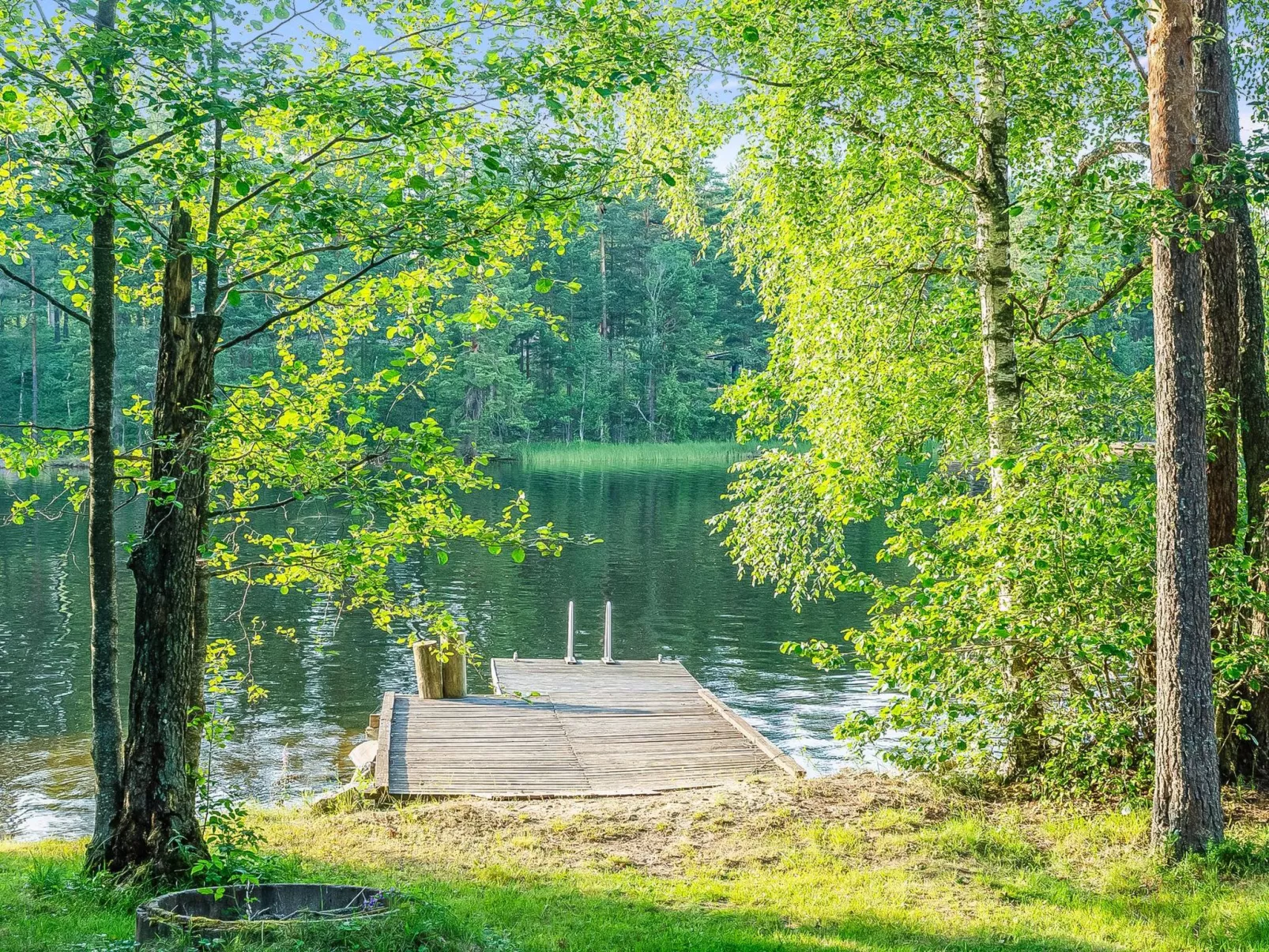 Päätalo, mökkilomat ja perhejuhlat-Binnen