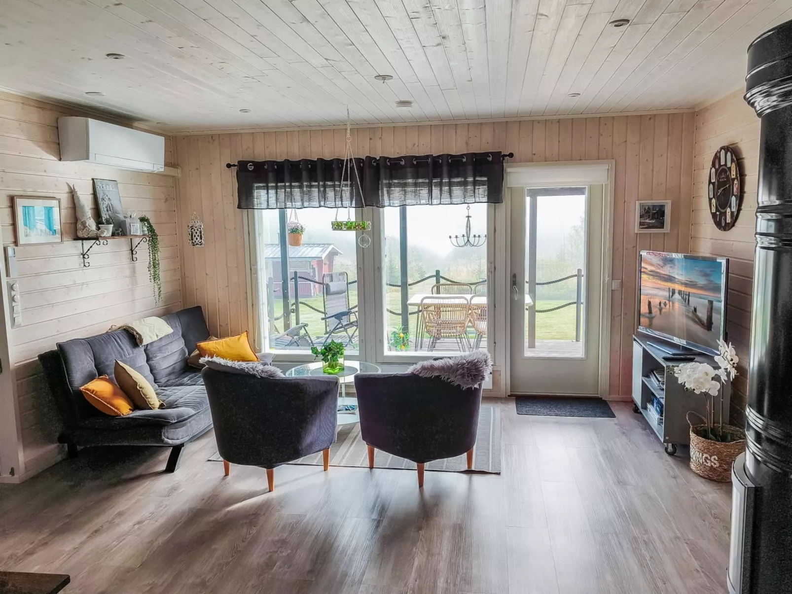 Kivilahti vuokatti-Binnen