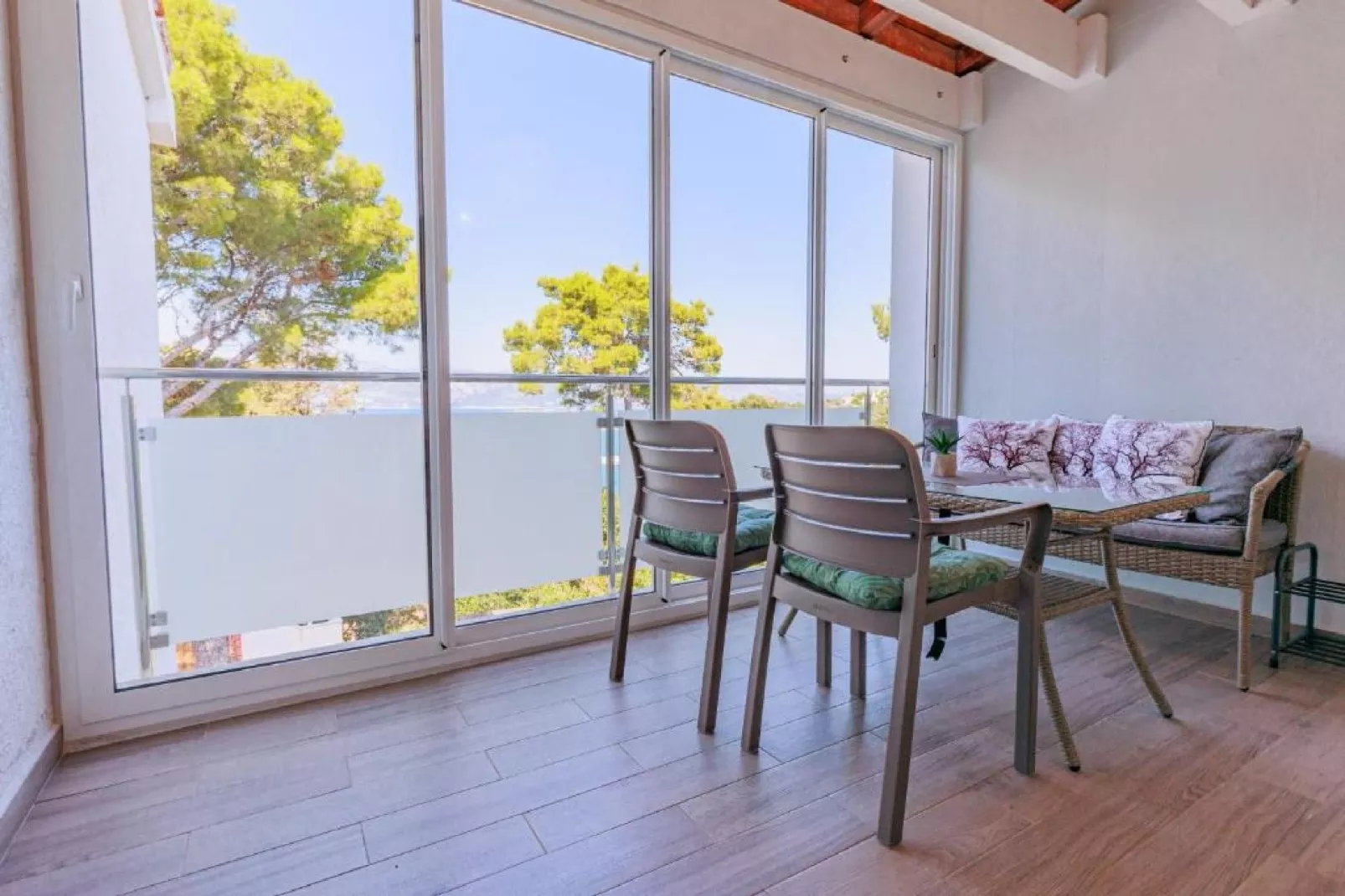 Lumbarda Resort Apartments - Comfort Two-Bedroom Apartment F5