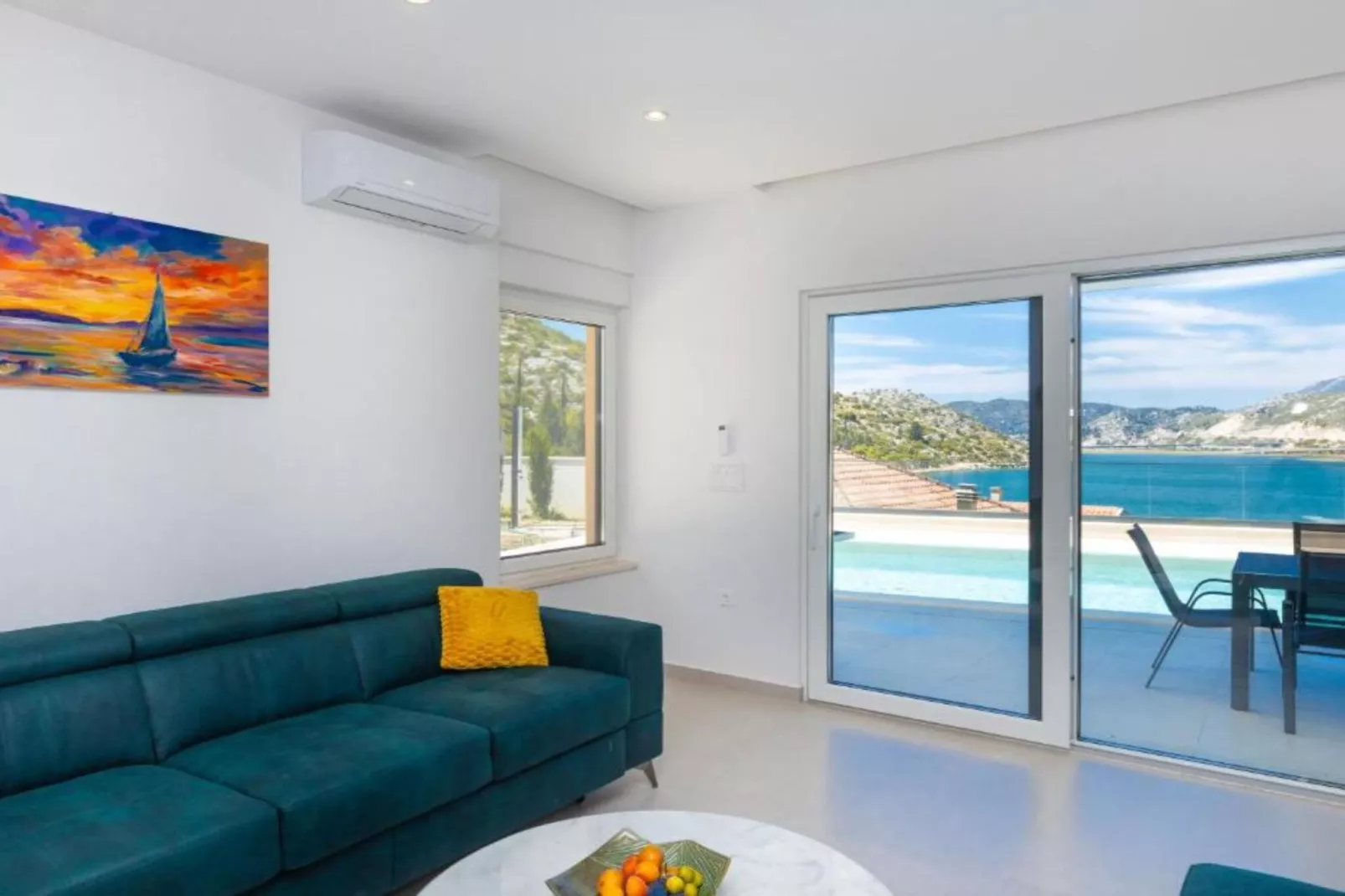 Luxury Villa Navis