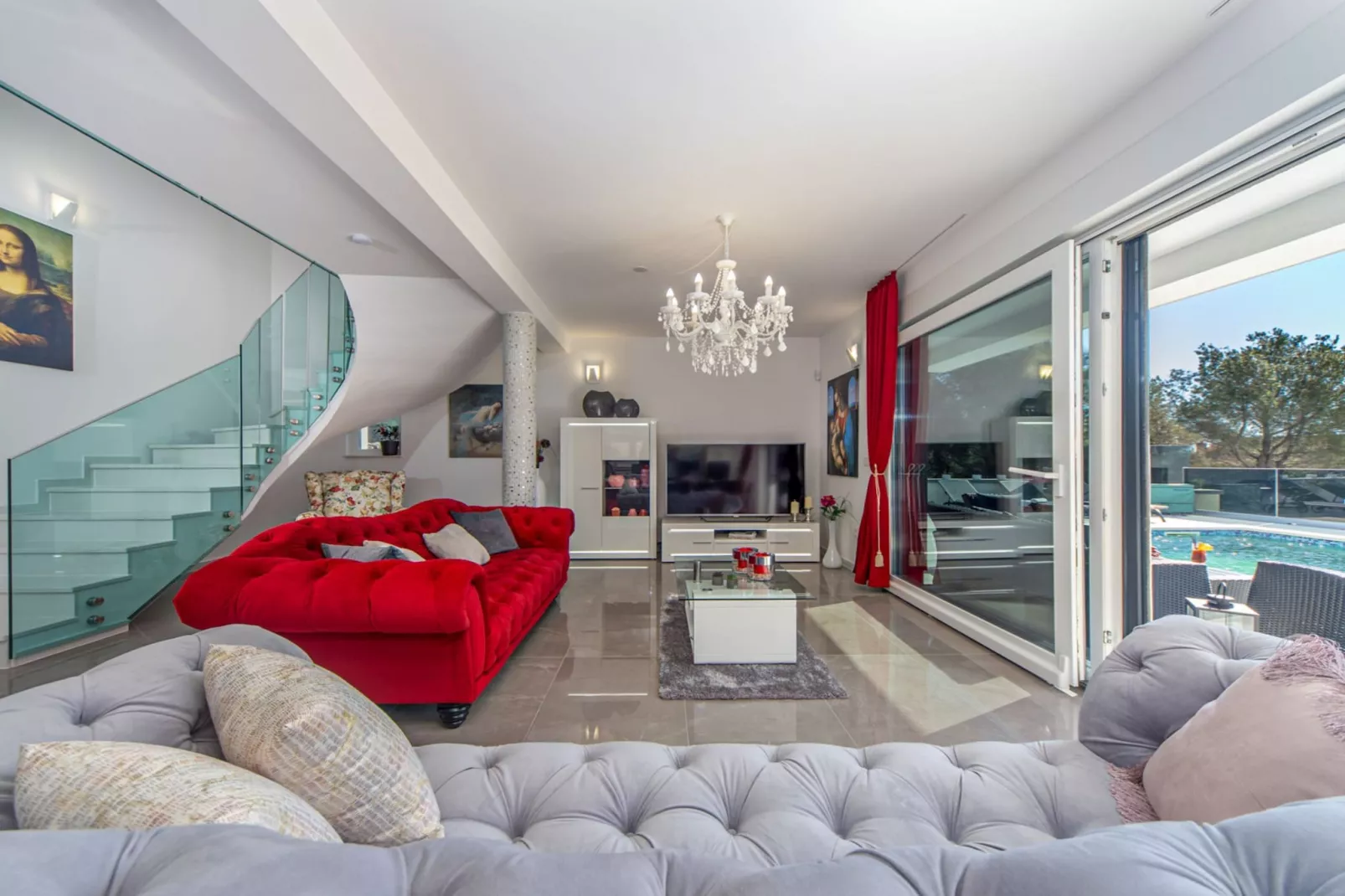 Villa Shaula -  Five Bedroom Holiday Home with Pool,Sauna and Gym