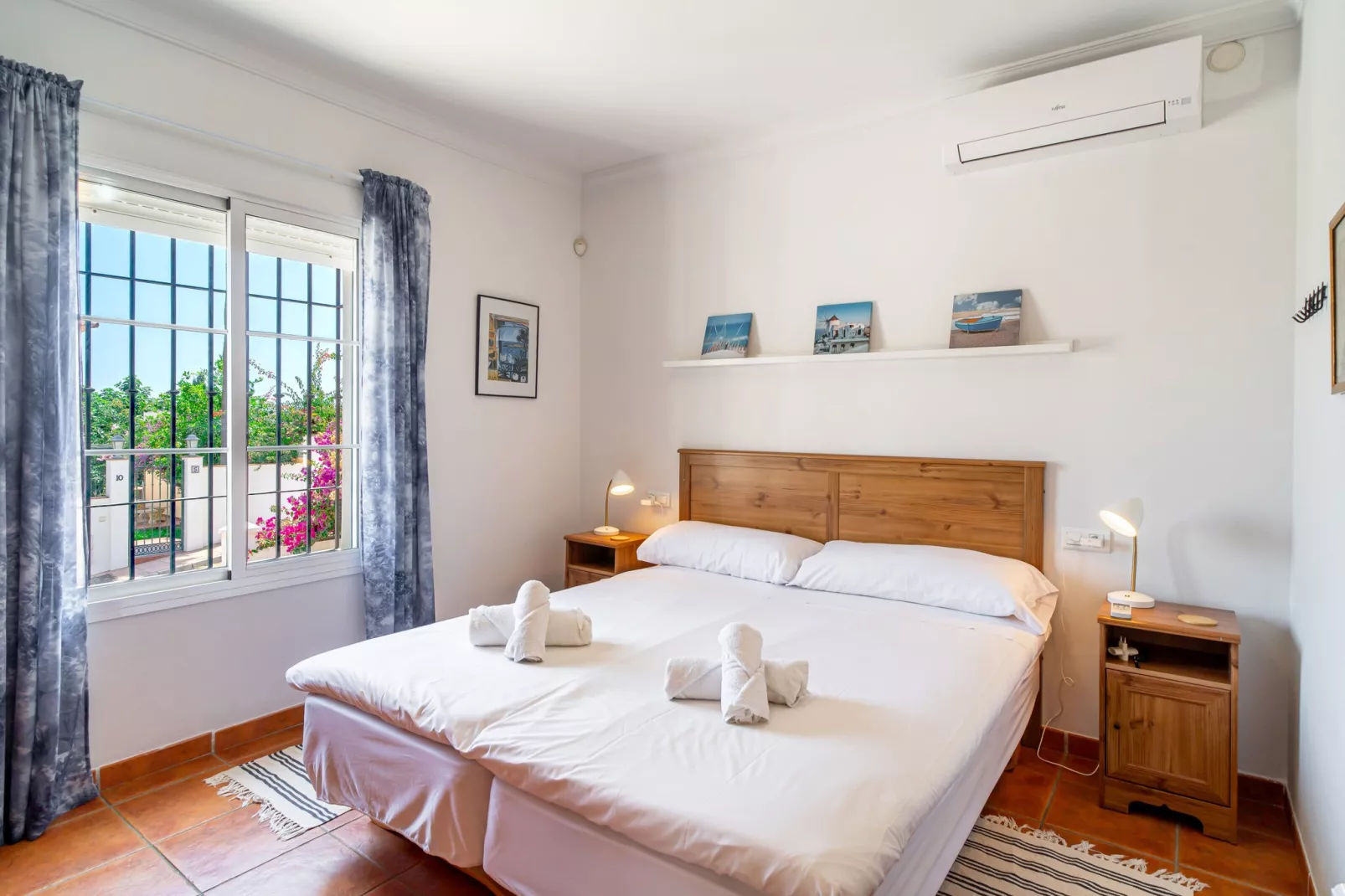 Villa Tamango Hill Vistamar by Casasol