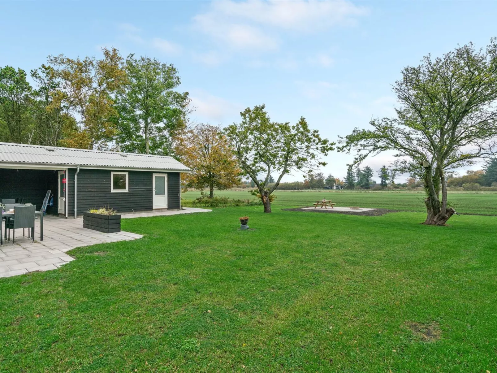 "Herwarth" - 400m from the sea