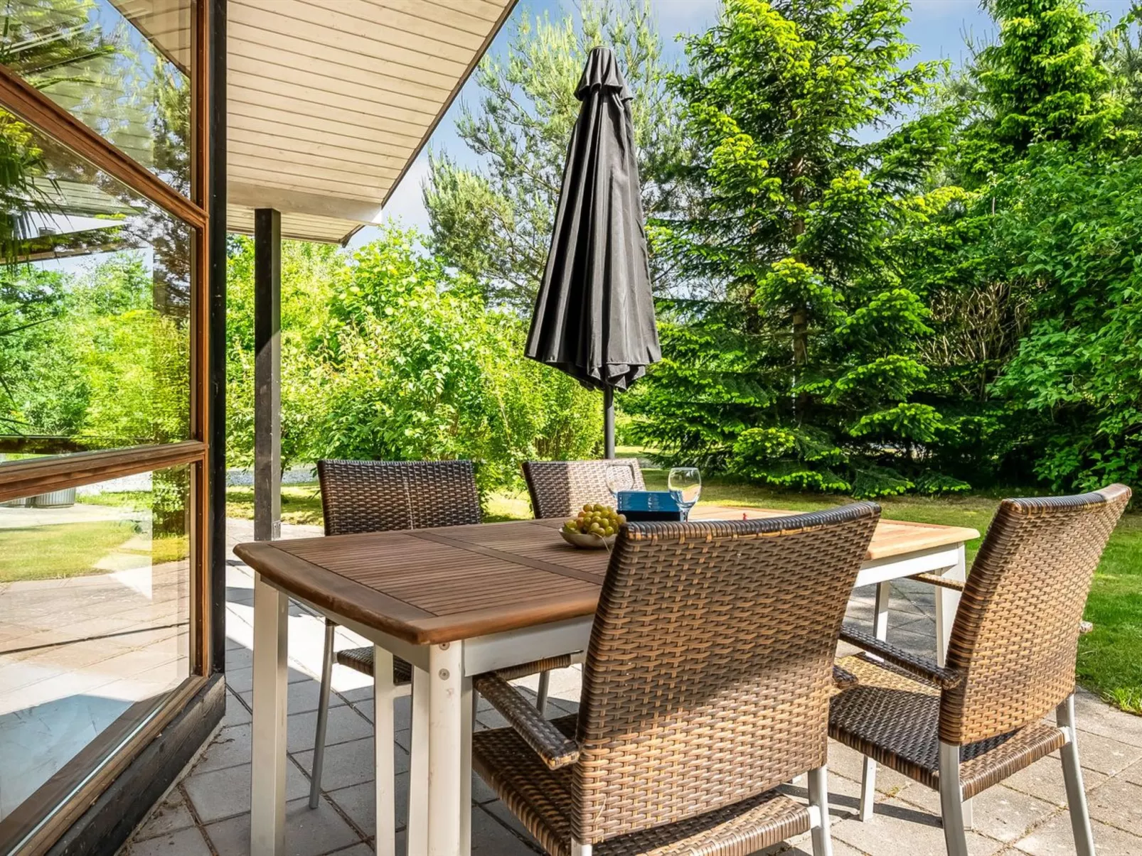 "Rosaline" - 500m from the sea-Buiten