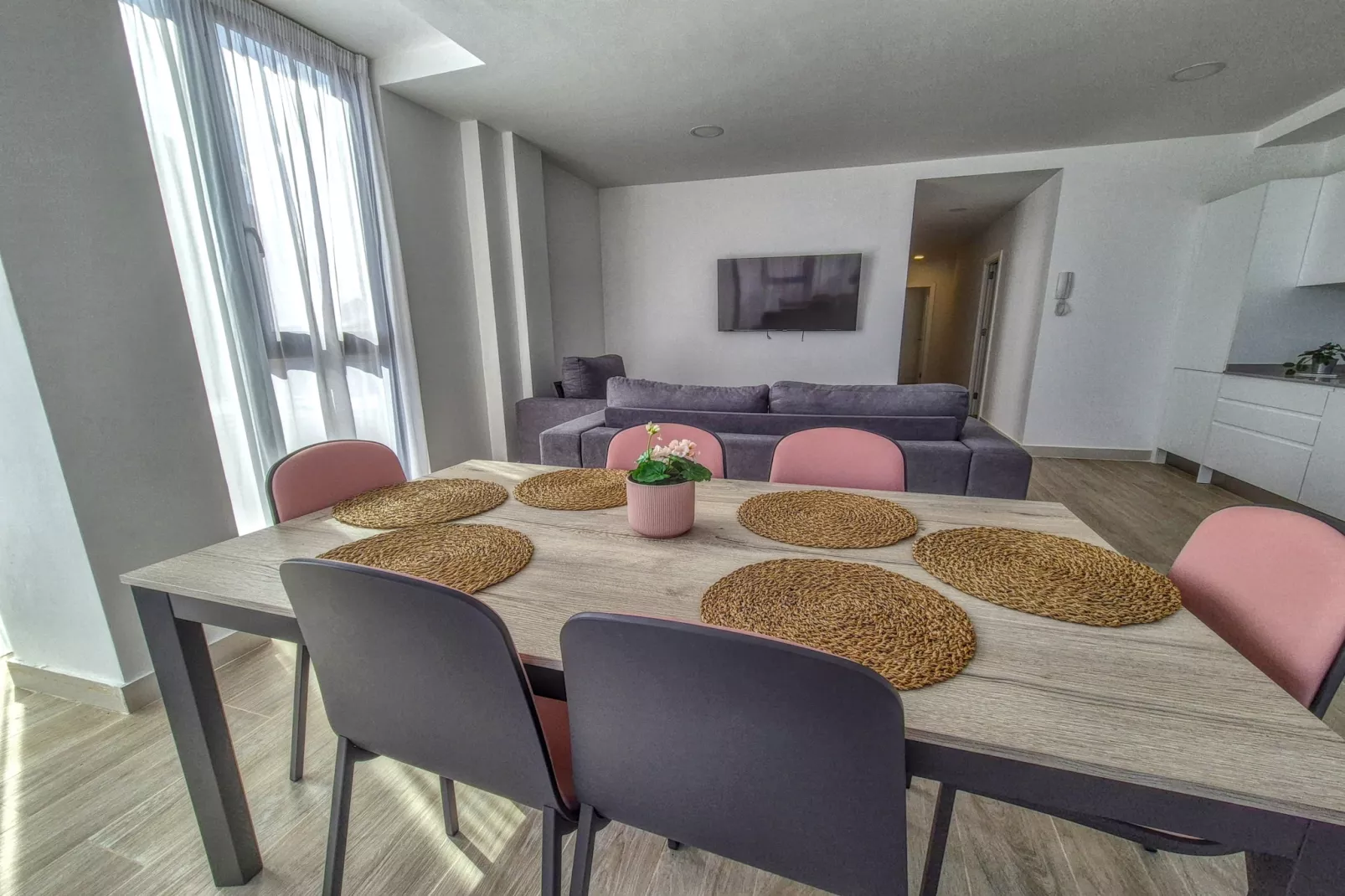 Yan Building 6B By CanariasGetaway.