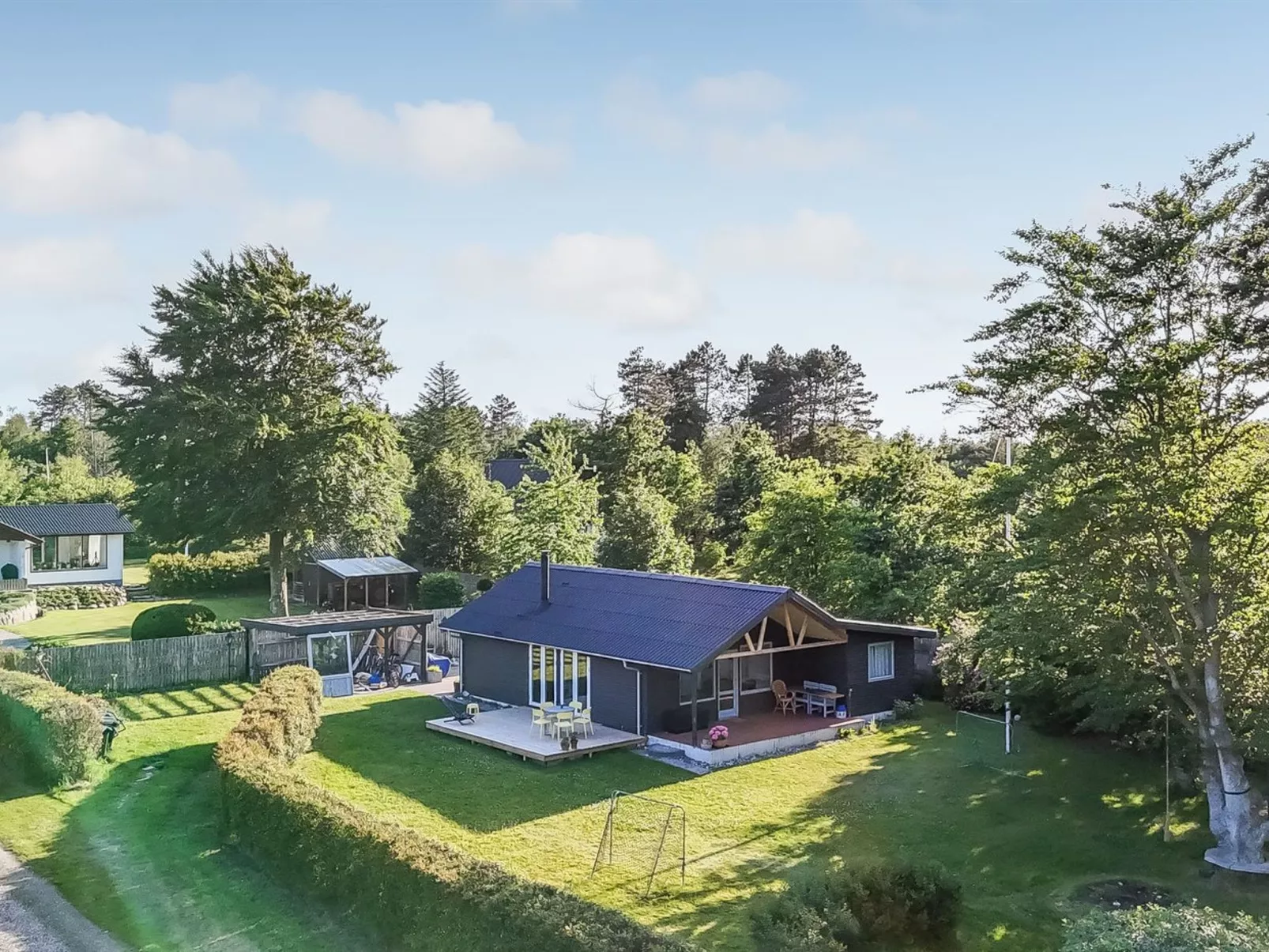 "Meglena" - 250m from the sea-Buiten