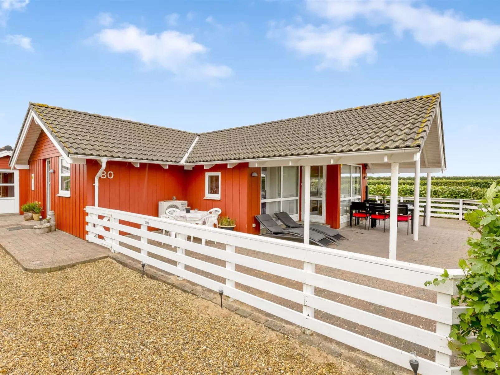 "Trifun" - 300m from the sea-Buiten