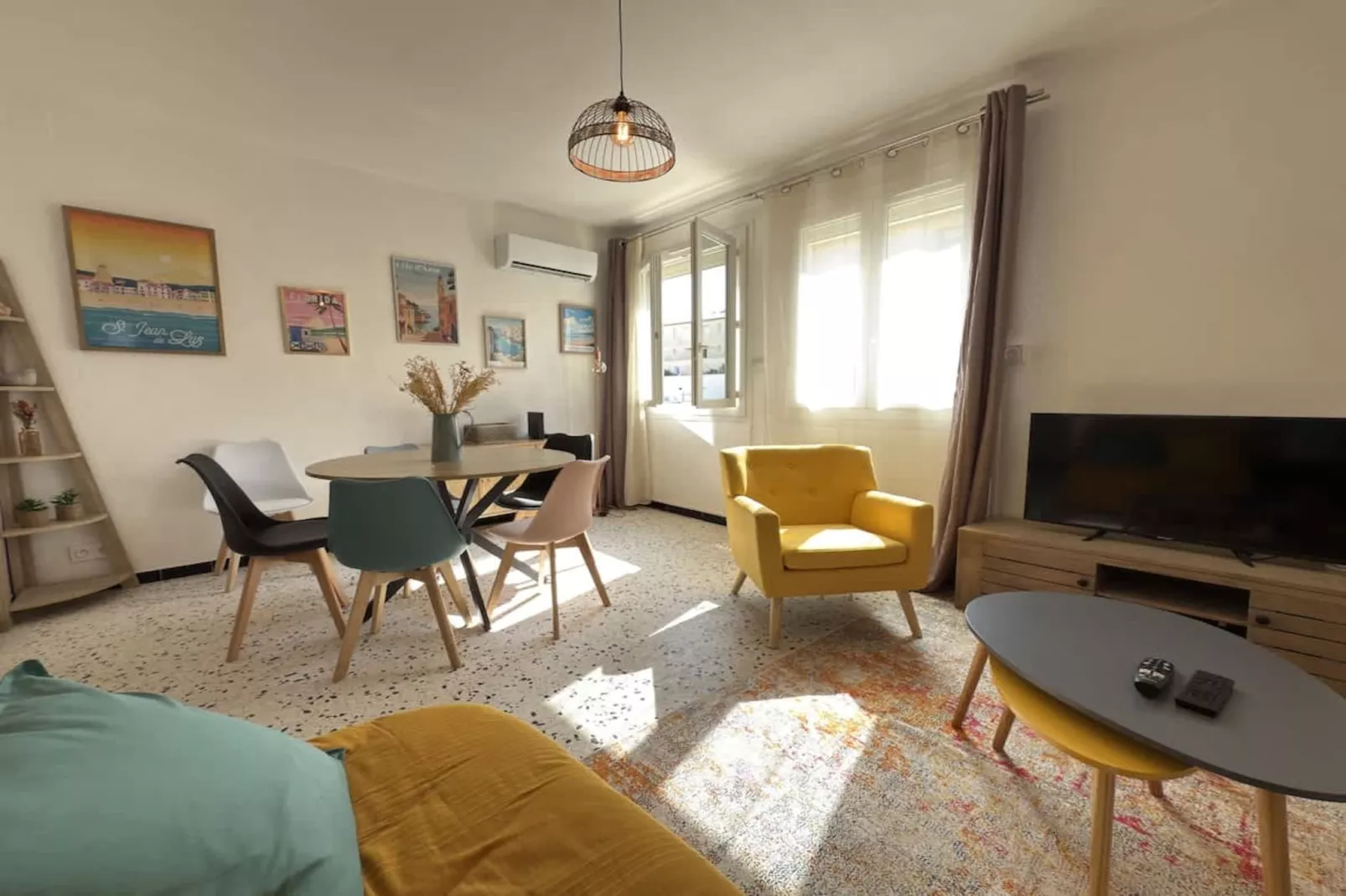 36 Appartement cosy-Eetkamer