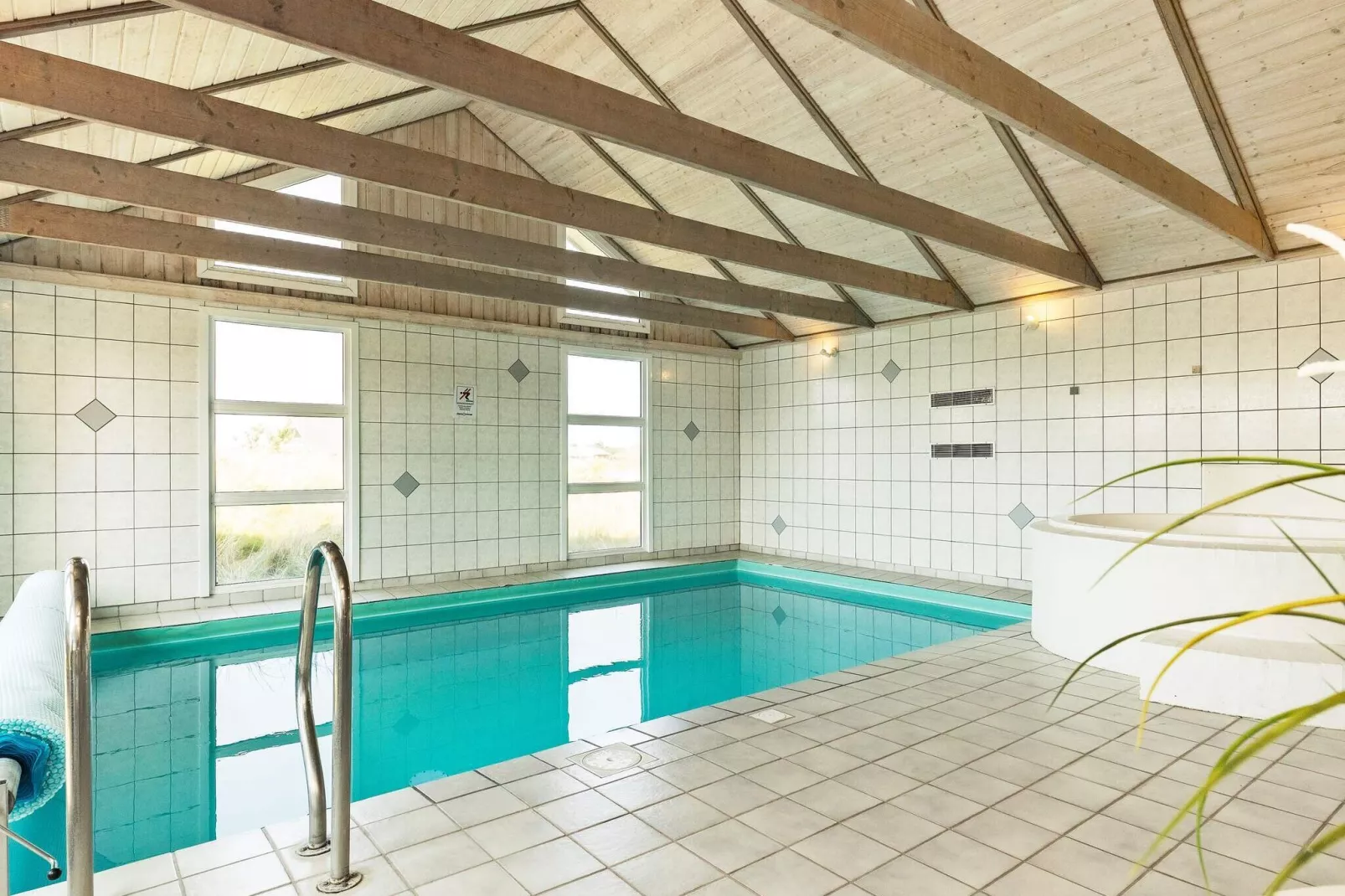 8 persoons vakantie huis in Blåvand-By Traum-Zwembad