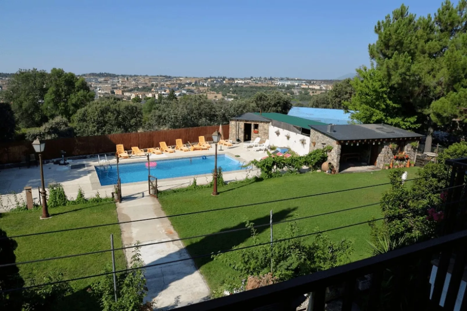 Gran jardín piscina y Spa - Galapagar III-Tuinen zomer