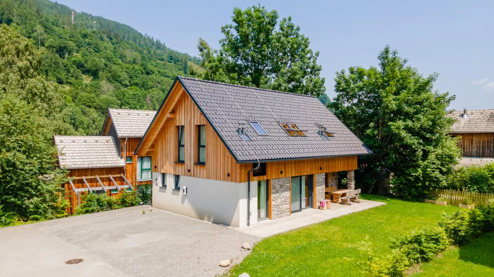 Mountain Chalet Luxx-Buitenkant zomer