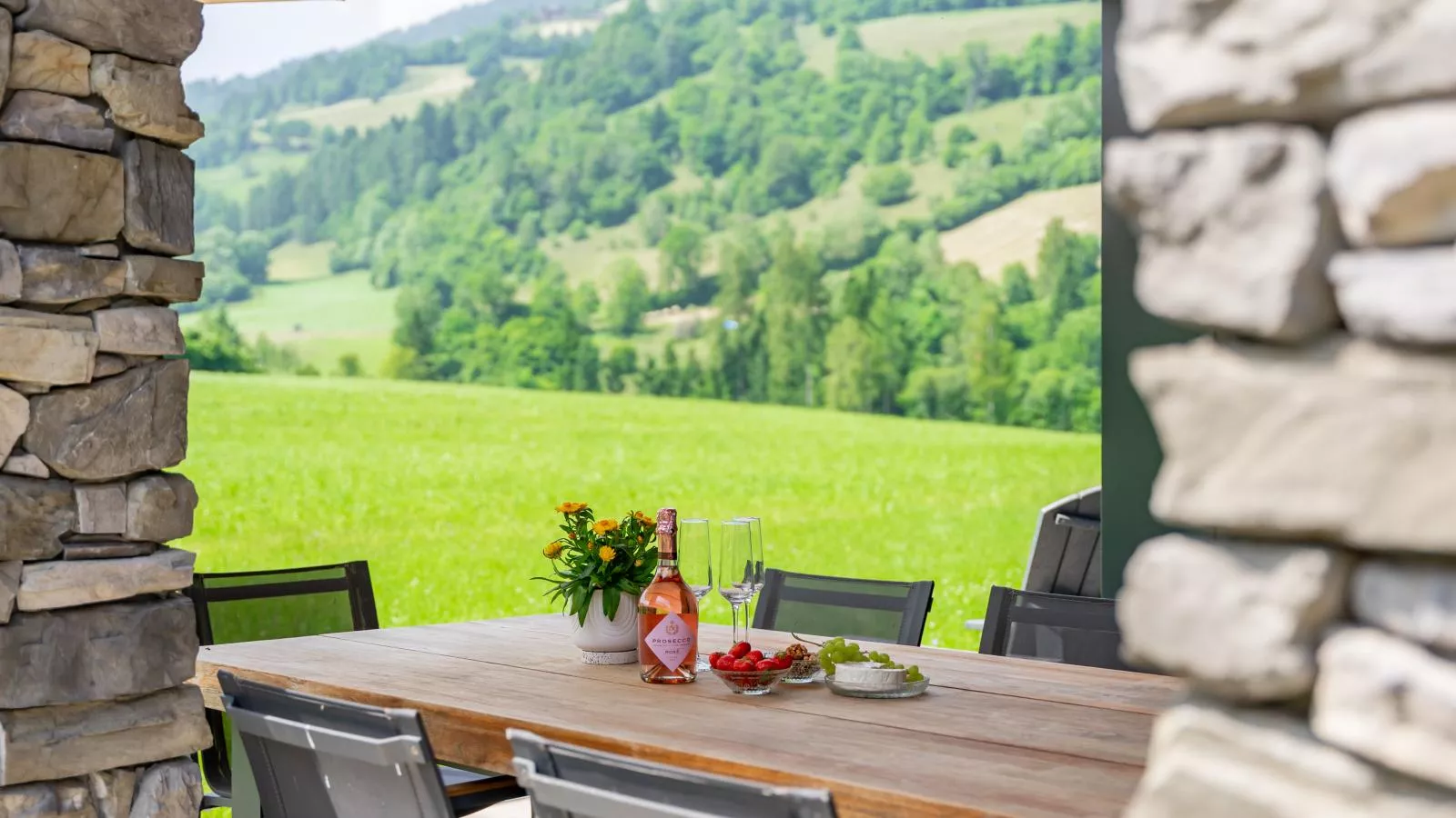 Mountain Chalet Aquarius 5A-Uitzicht zomer