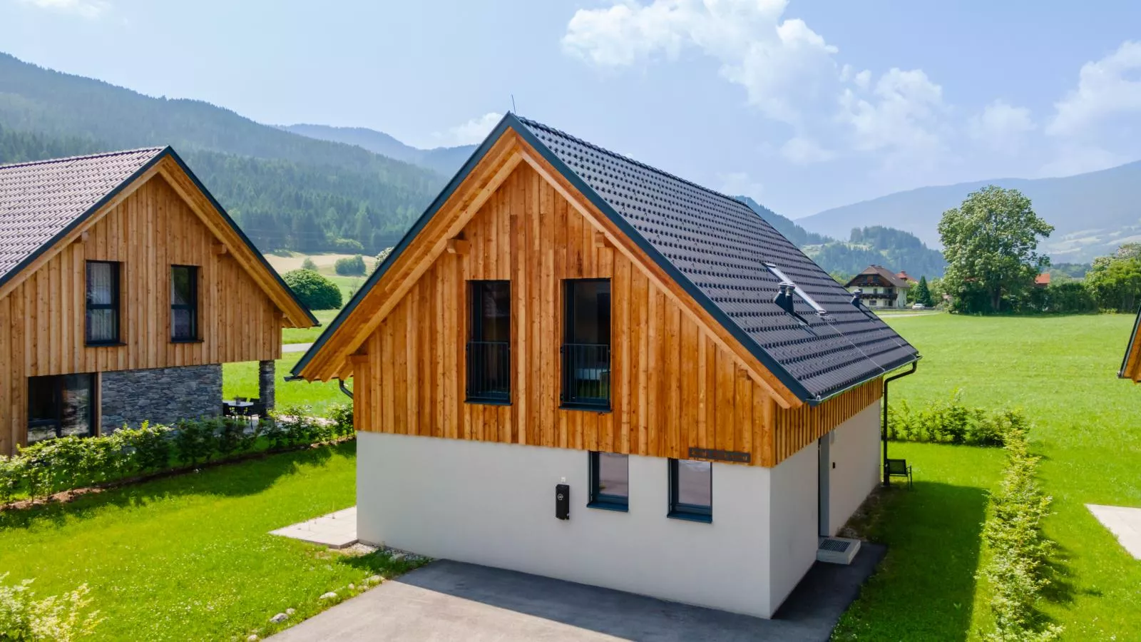 Mountain Chalet Krek Wak Wou-Buitenkant zomer